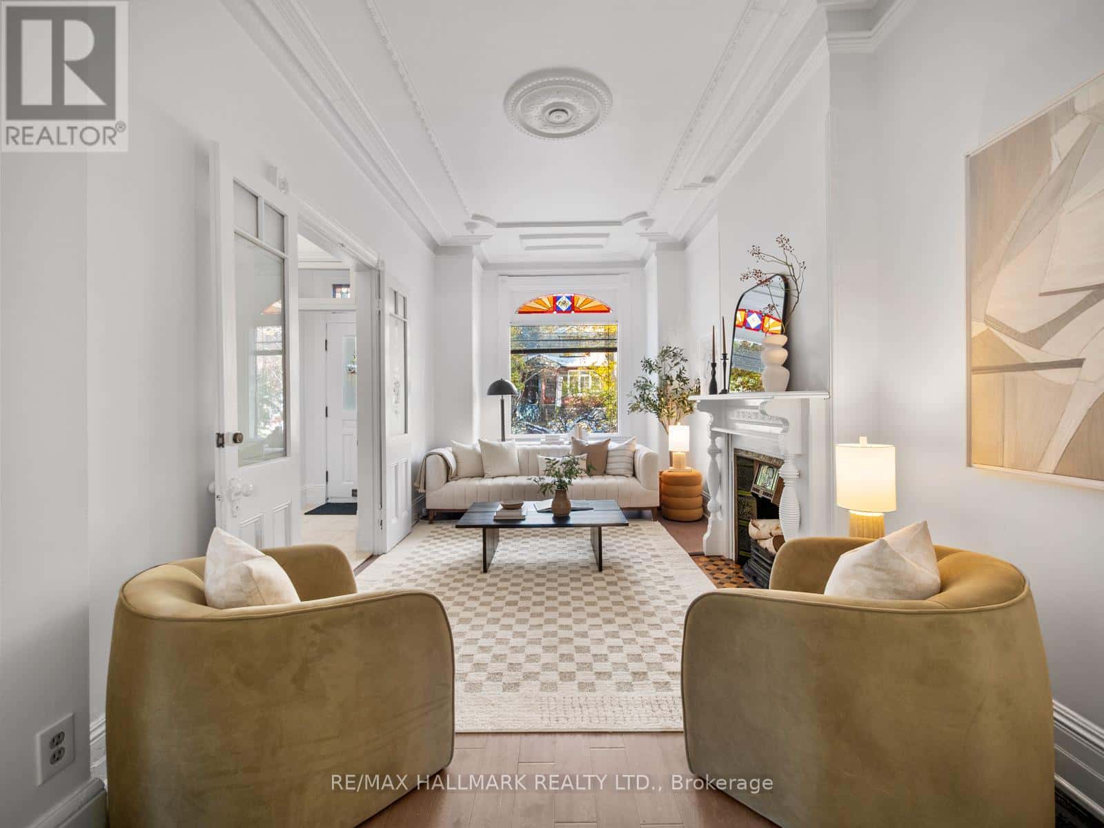 133 LANGLEY AVENUE — Toronto (North Riverdale), Ontario - Photo 4 of 48