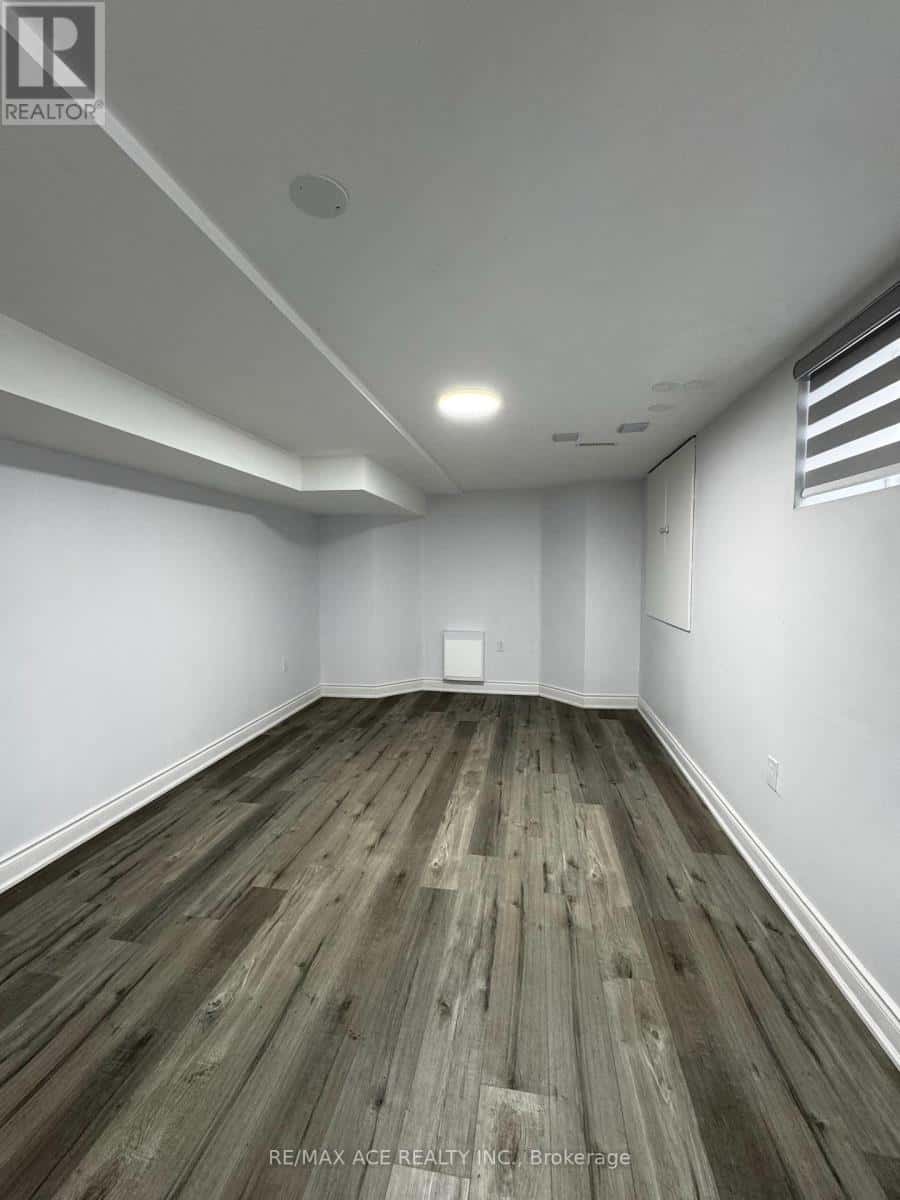 BSMT - 17 MEEKINGS DRIVE — Ajax (Central West), Ontario - Photo 2 of 12