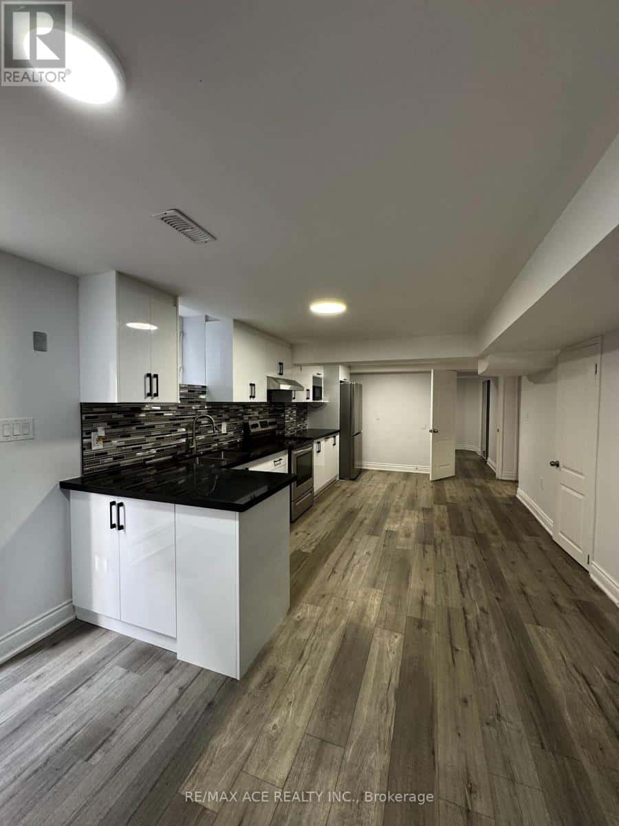 BSMT - 17 MEEKINGS DRIVE — Ajax (Central West), Ontario - Photo 3 of 12