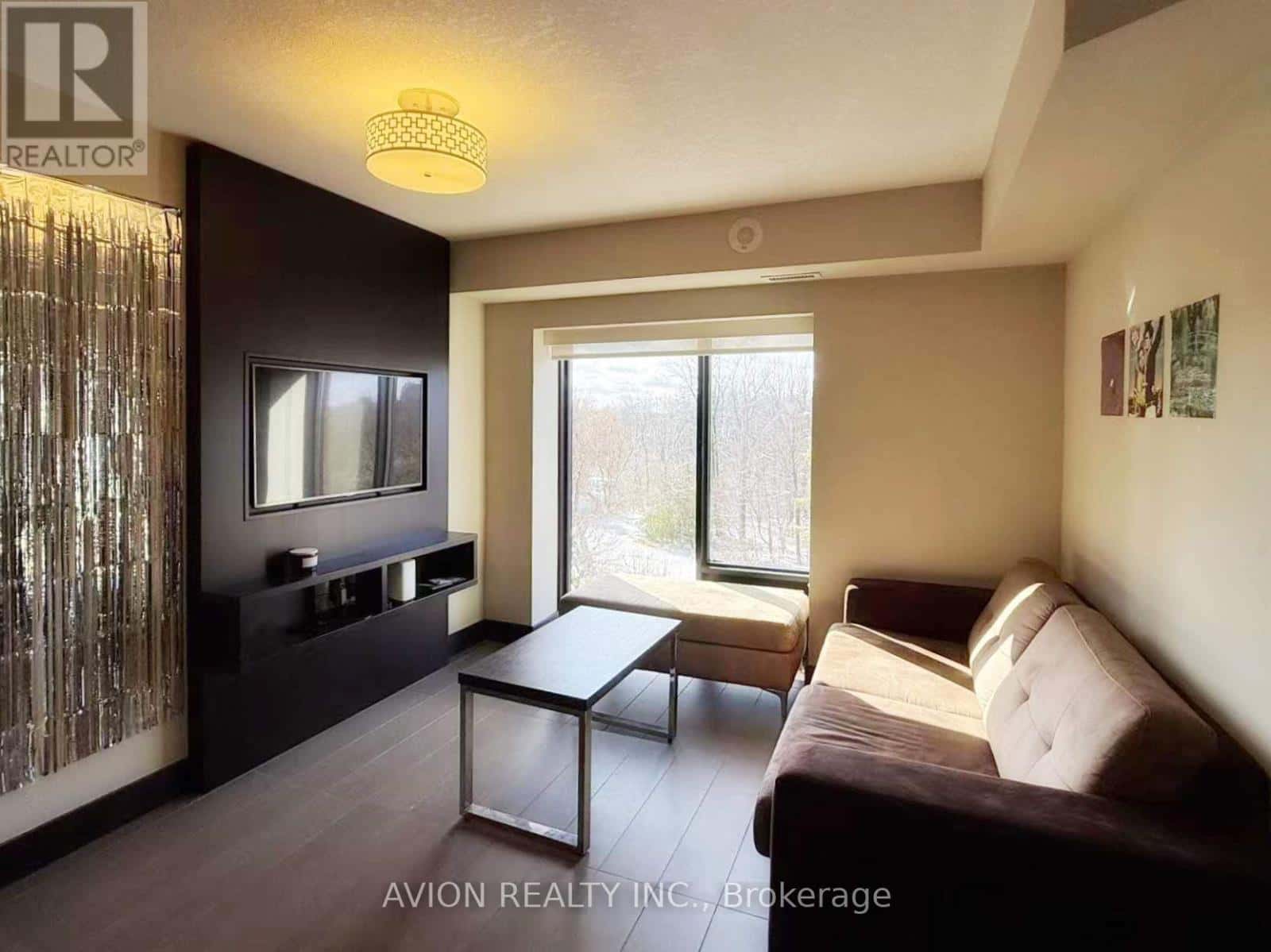 615 - 1235 RICHMOND STREET — London East (East B), Ontario - Photo 3 of 23