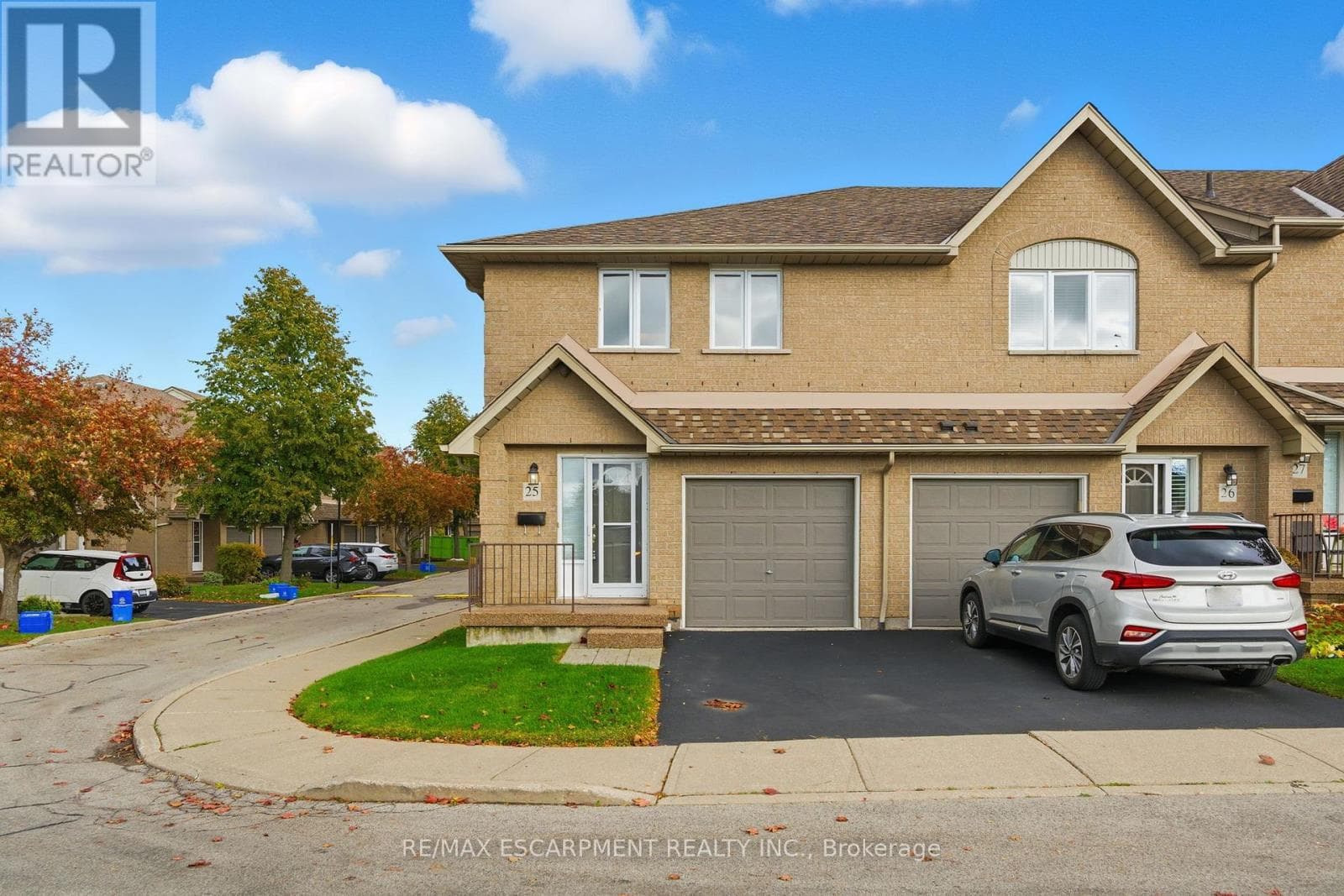 25 - 100 VINEBERG DRIVE — Hamilton (Allison), Ontario - Main photo