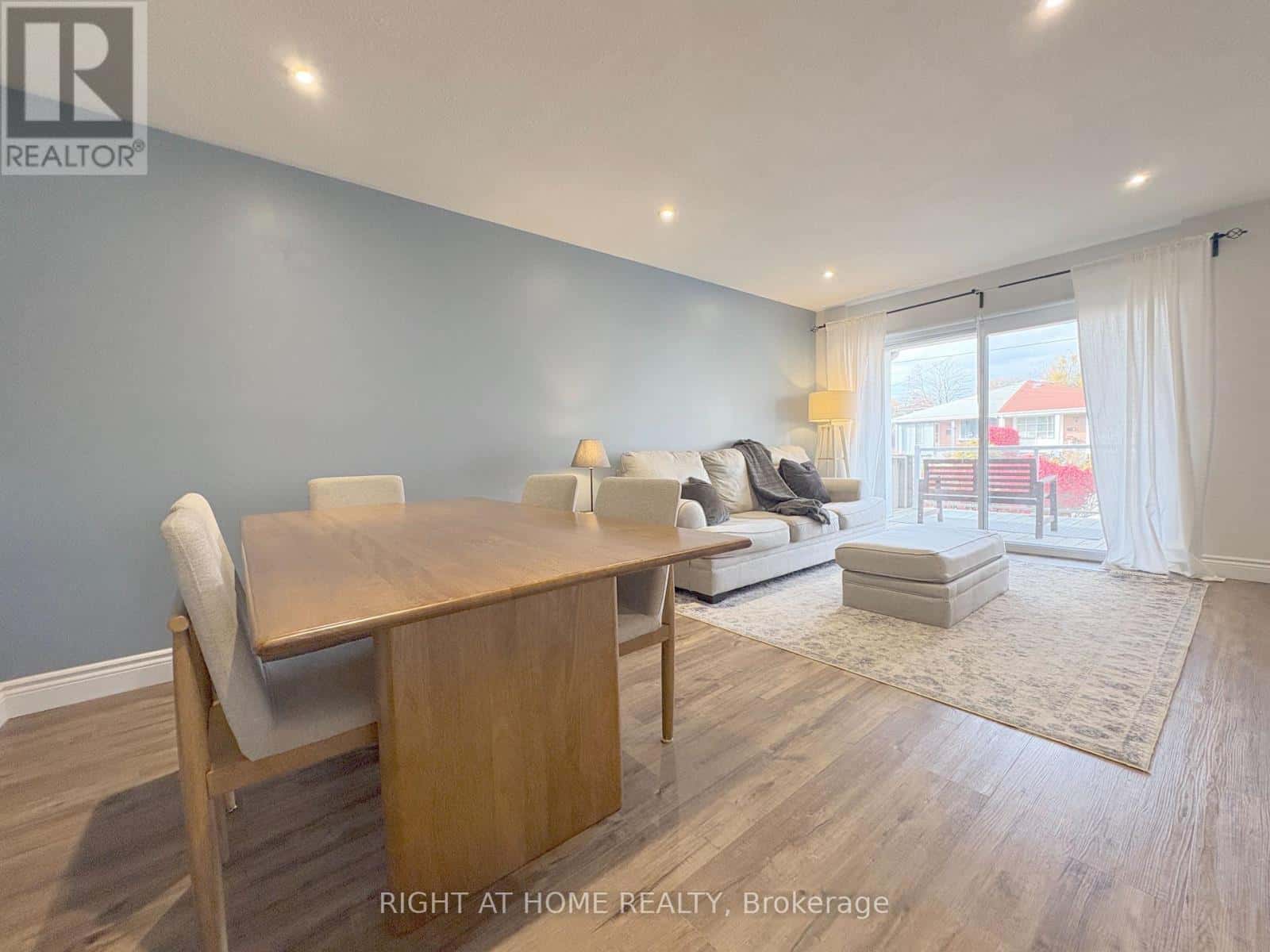 UPPER - 975 MINK STREET — Pickering (West Shore), Ontario - Photo 4 of 24