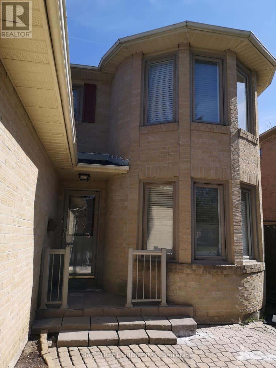 MAIN - 3 FELTHAM ROAD — Markham (Raymerville), Ontario - Photo 2 of 23