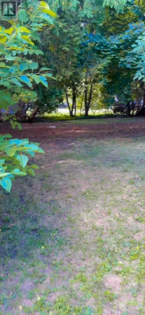 1200 HURON STREET — London East (East A), Ontario - Photo 3 of 17