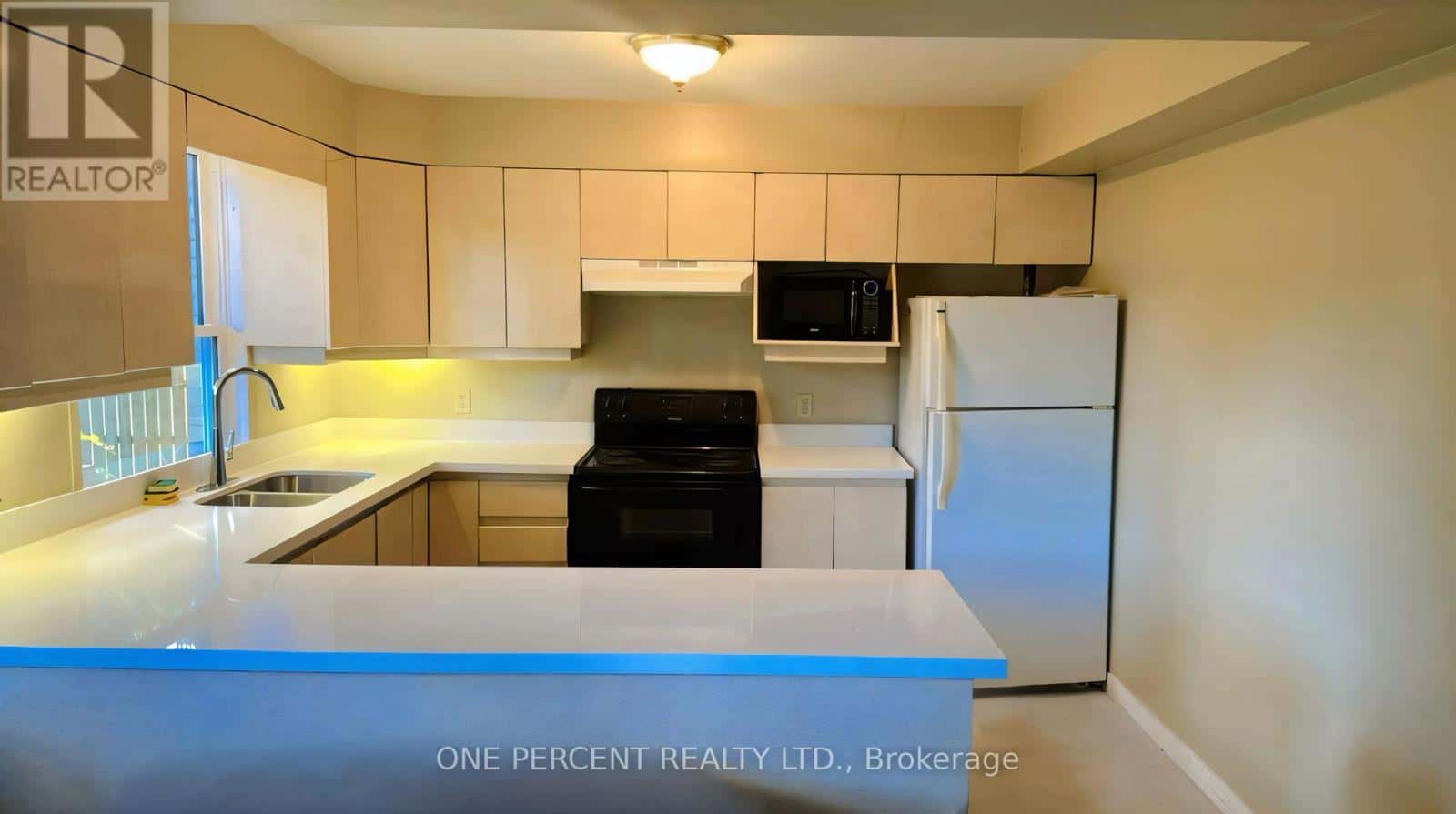 873 WILLIAM STREET — London East (East B), Ontario - Photo 4 of 16