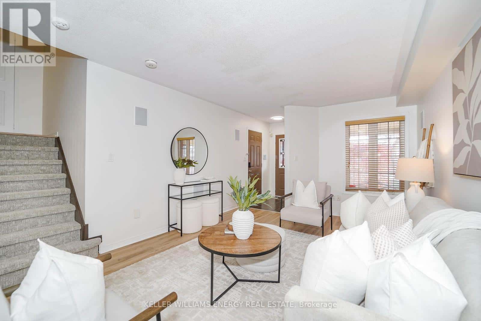 38 ELLIOTTGLEN DRIVE — Ajax (Northeast Ajax), Ontario - Photo 5 of 32