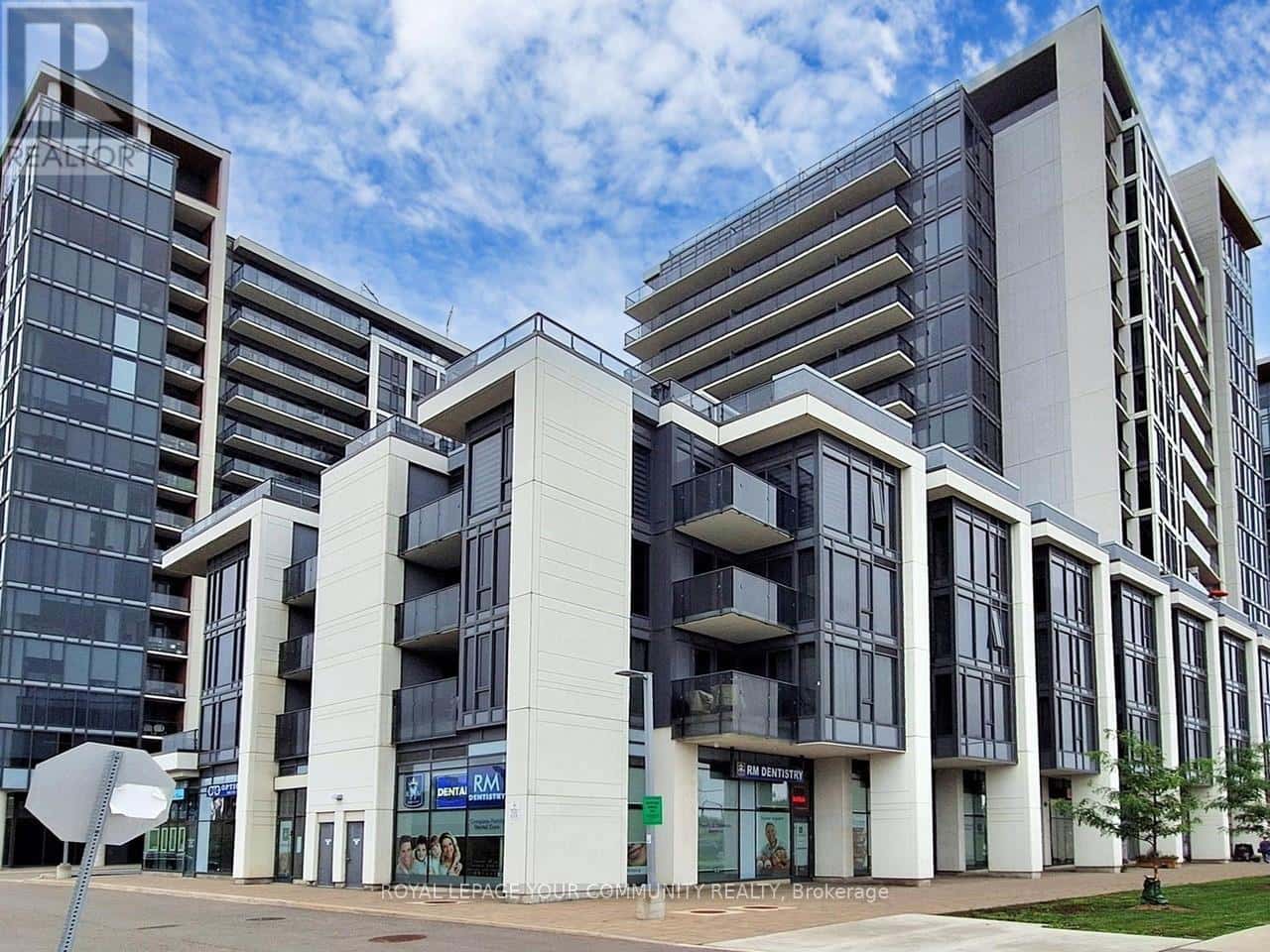 9618 Yonge Street 301