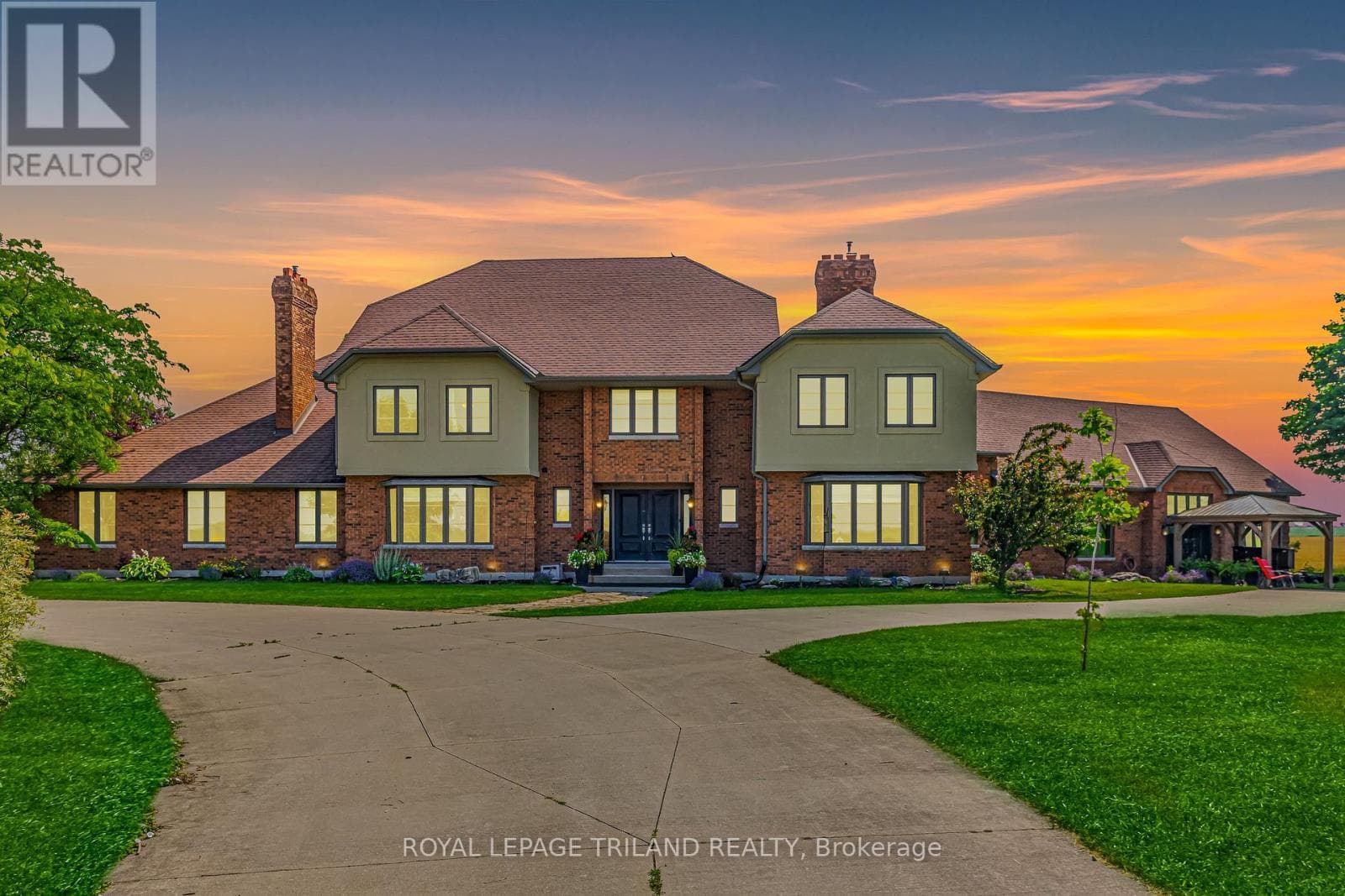 29830 CENTRE ROAD — Adelaide Metcalfe, Ontario - Main photo