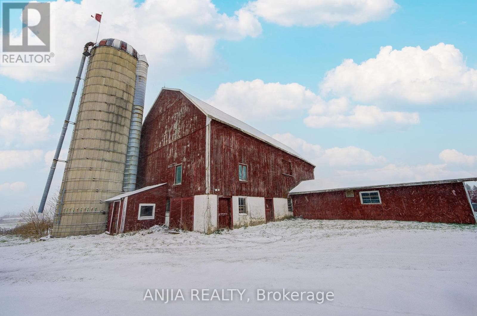 7092 SIMCOE COUNTY 27 ROAD — Essa (Thornton), Ontario - Main photo