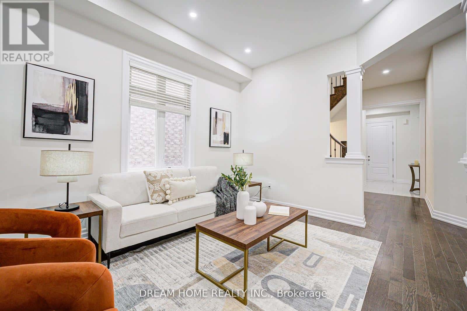 113 BETELHO CIRCLE — Aurora (Bayview Southeast), Ontario - Photo 5 of 32