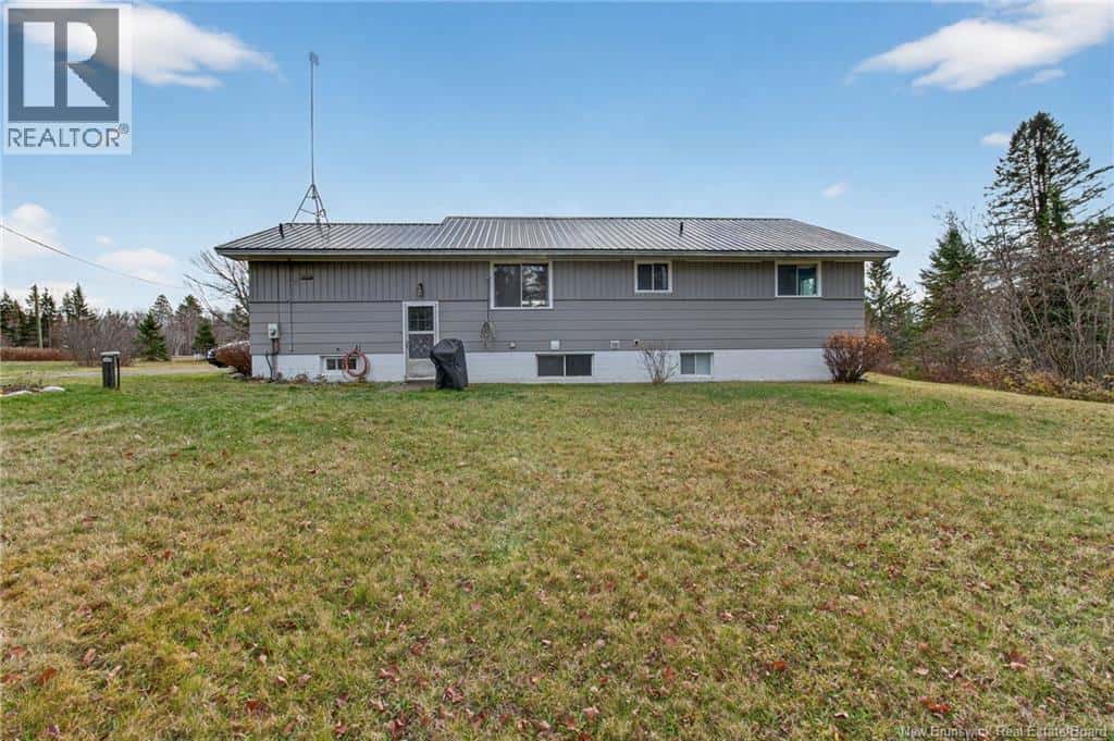 46767 Homestead Road — Steeves Mountain, New Brunswick - Photo 3 of 50