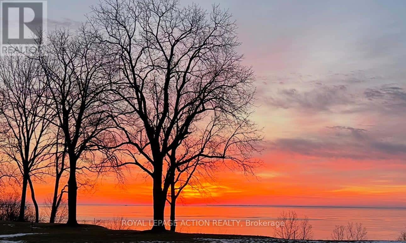 13 BLACK WALNUT DRIVE — Norfolk, Ontario - Photo 3 of 3