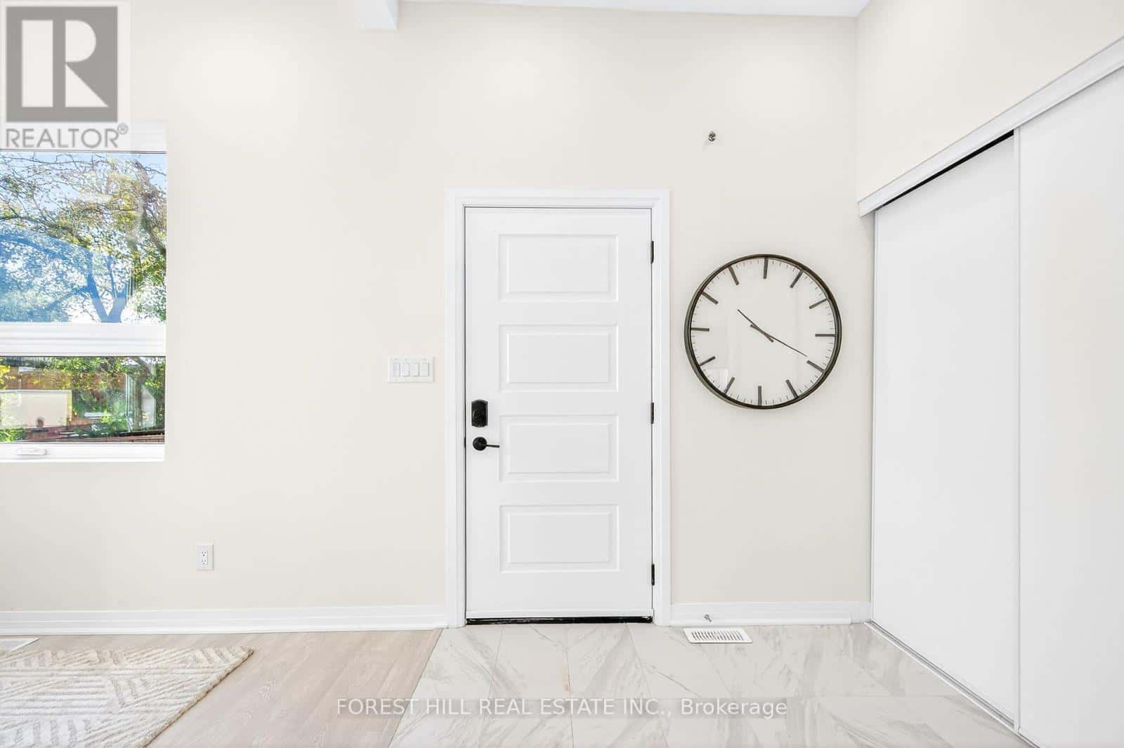 R - 8 BOYLEN STREET — Toronto (Humberlea-Pelmo Park), Ontario - Photo 2 of 38