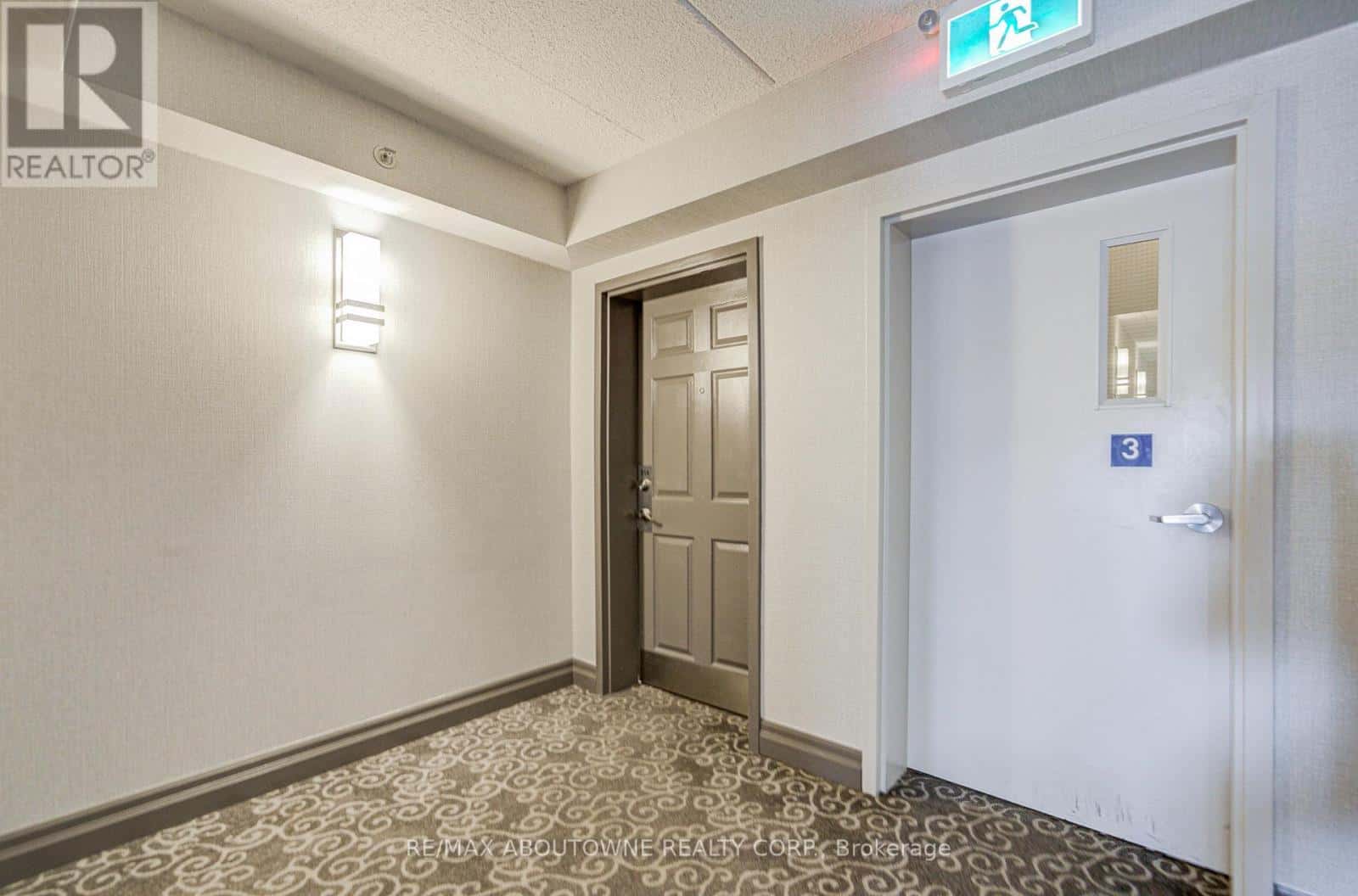 314 - 1460 BISHOPS GATE — Oakville (GA Glen Abbey), Ontario - Photo 4 of 82