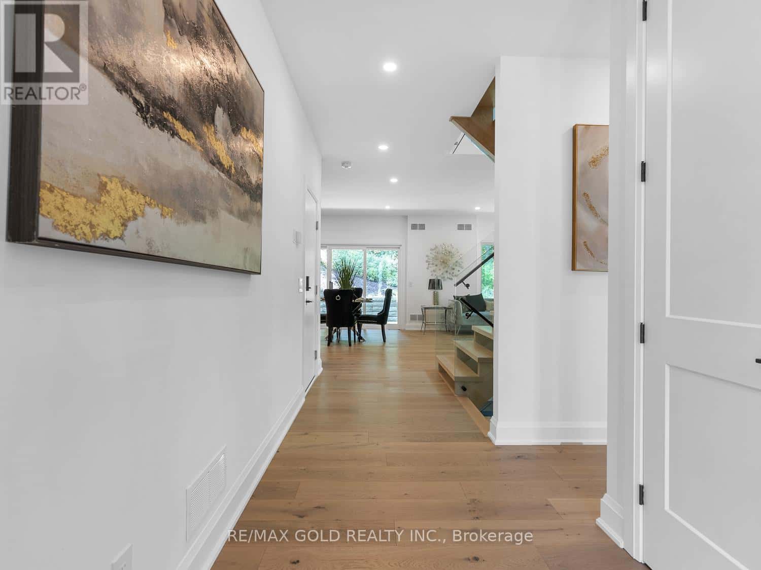 119 WELLAND VALE ROAD — St. Catharines (Grapeview), Ontario - Photo 5 of 48