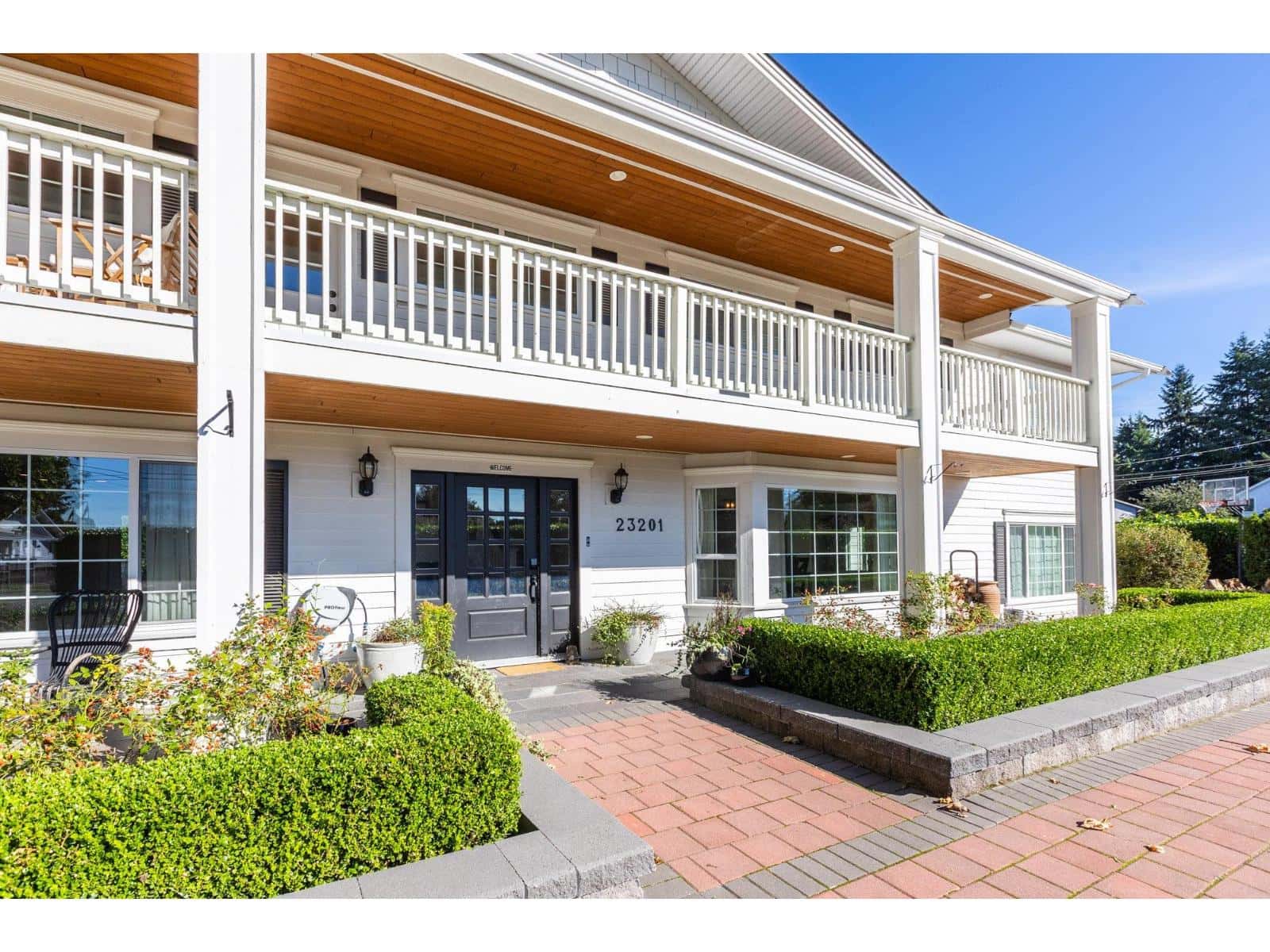 23201 88 AVENUE — Langley, British Columbia - Photo 2 of 40