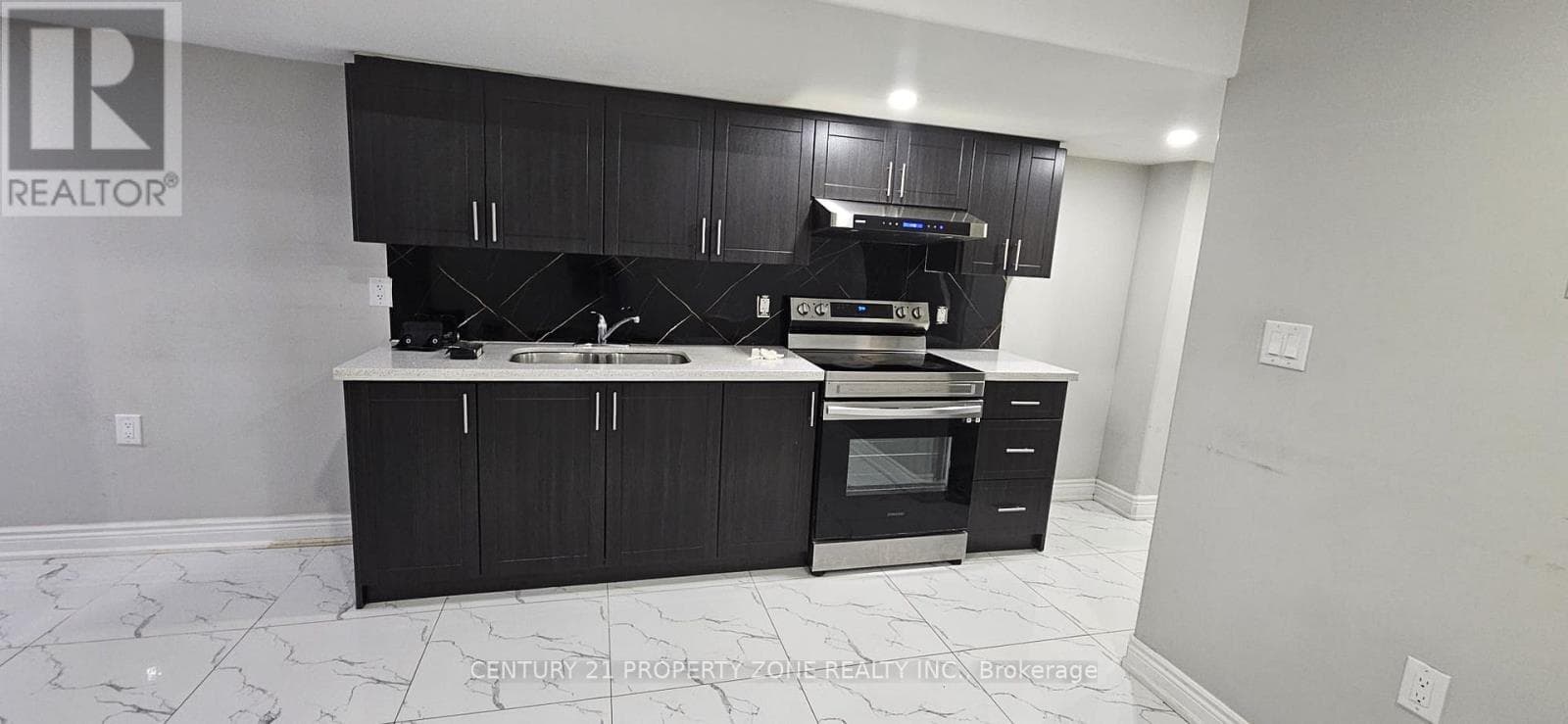 BASEMENT - 21 ICELAND POPPY TRAIL — Brampton (Northwest Sandalwood Parkway), Ontario - Main photo