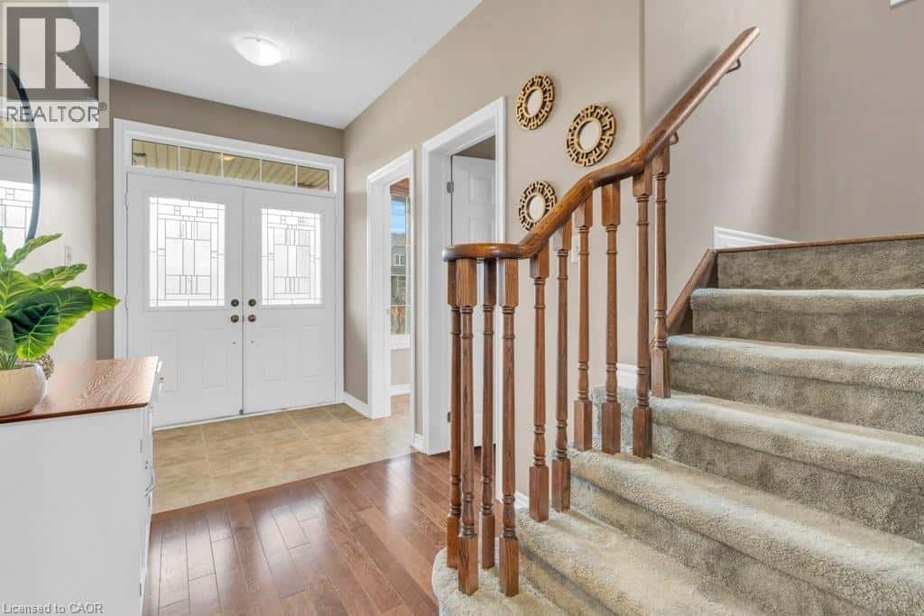 247 NORWICH Road — Breslau, Ontario - Photo 5 of 37