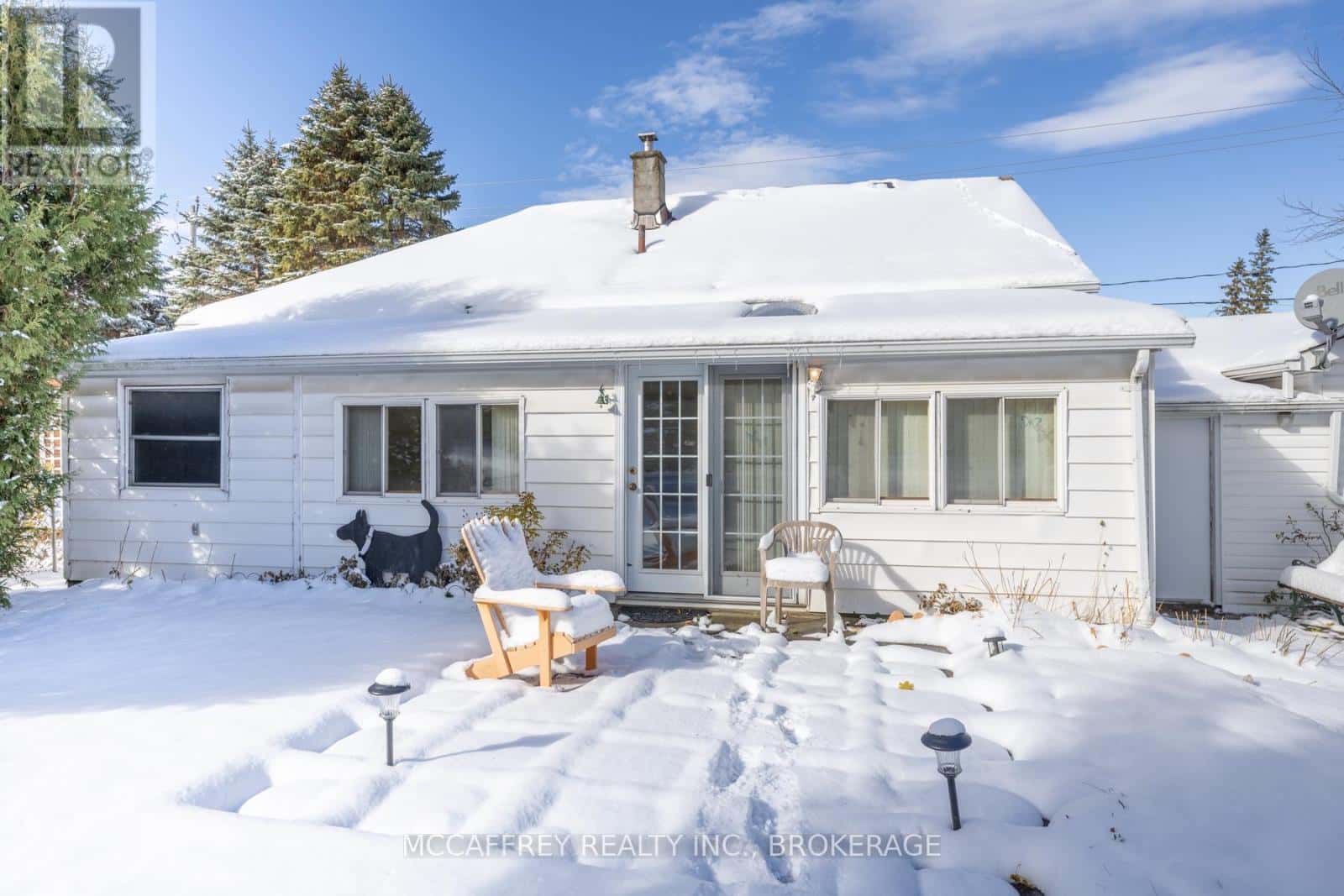 174 THOMAS STREET — Greater Napanee, Ontario - Photo 2 of 31