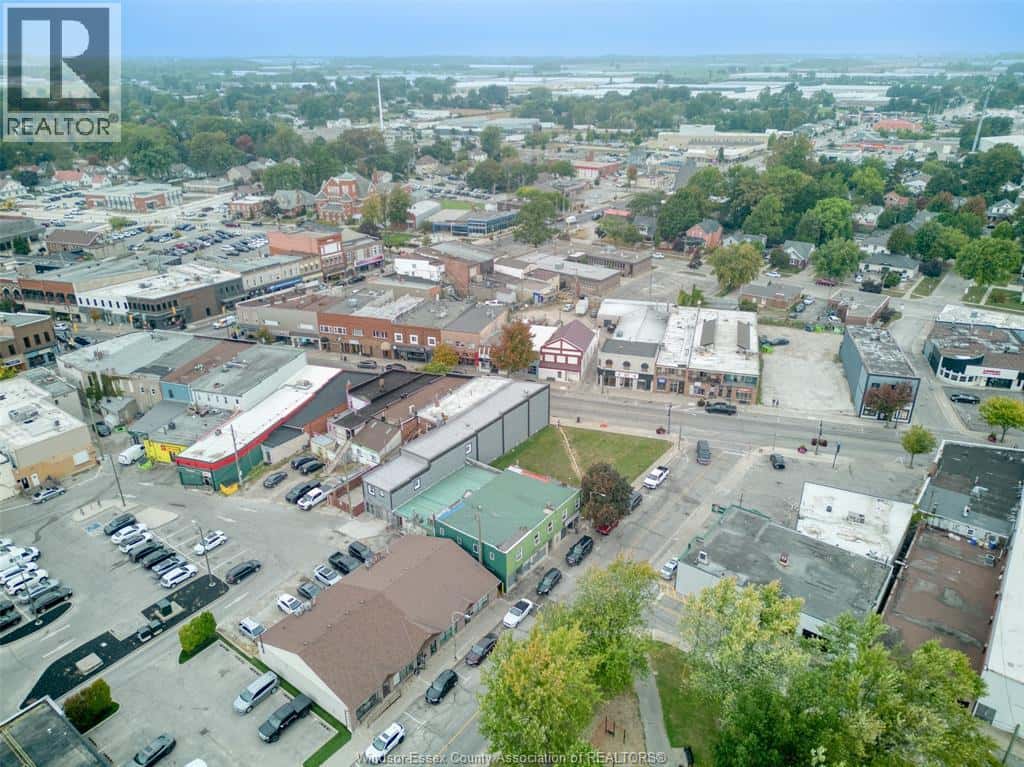 42 TALBOT STREET East — Wheatley, Ontario - Photo 3 of 30