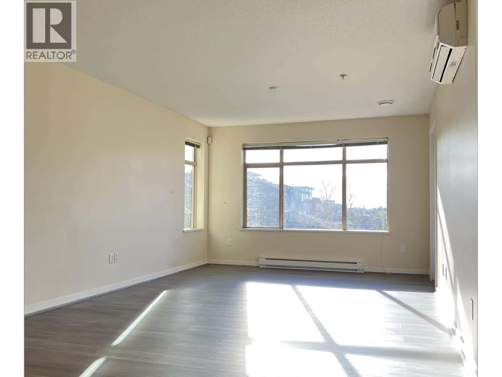 316 9288 ODLIN ROAD — Richmond, British Columbia - Photo 4 of 13