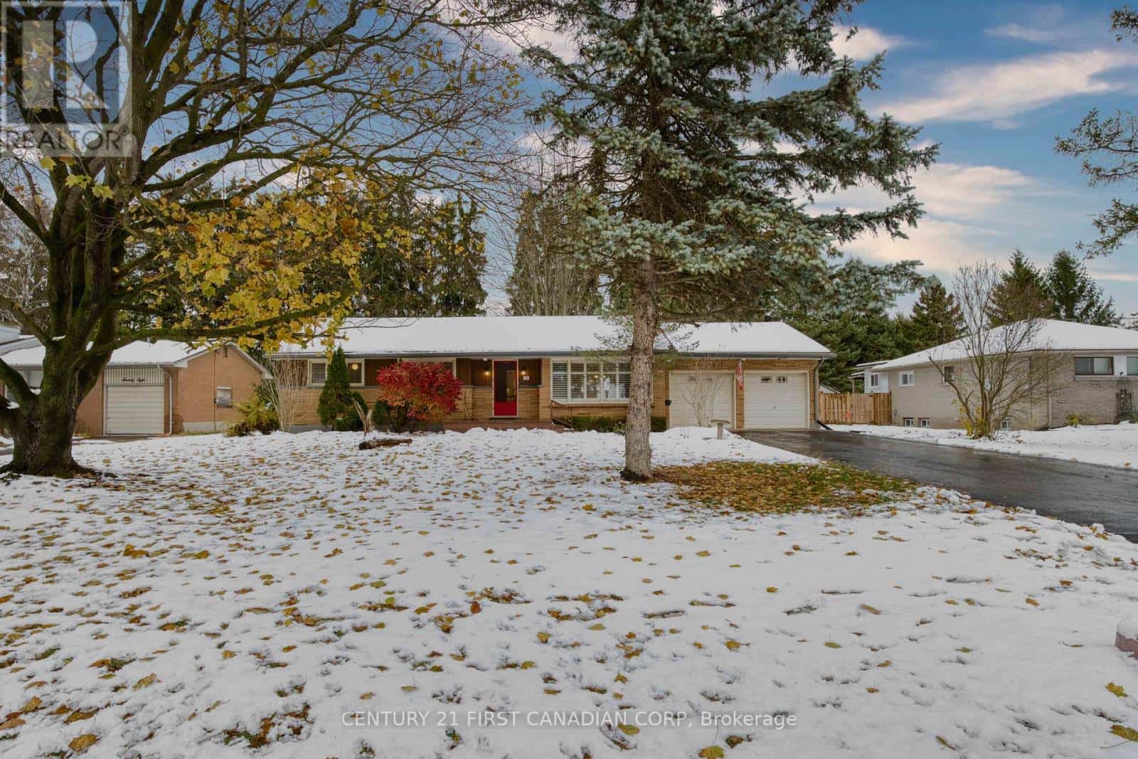 74 DALEVIEW Crescent