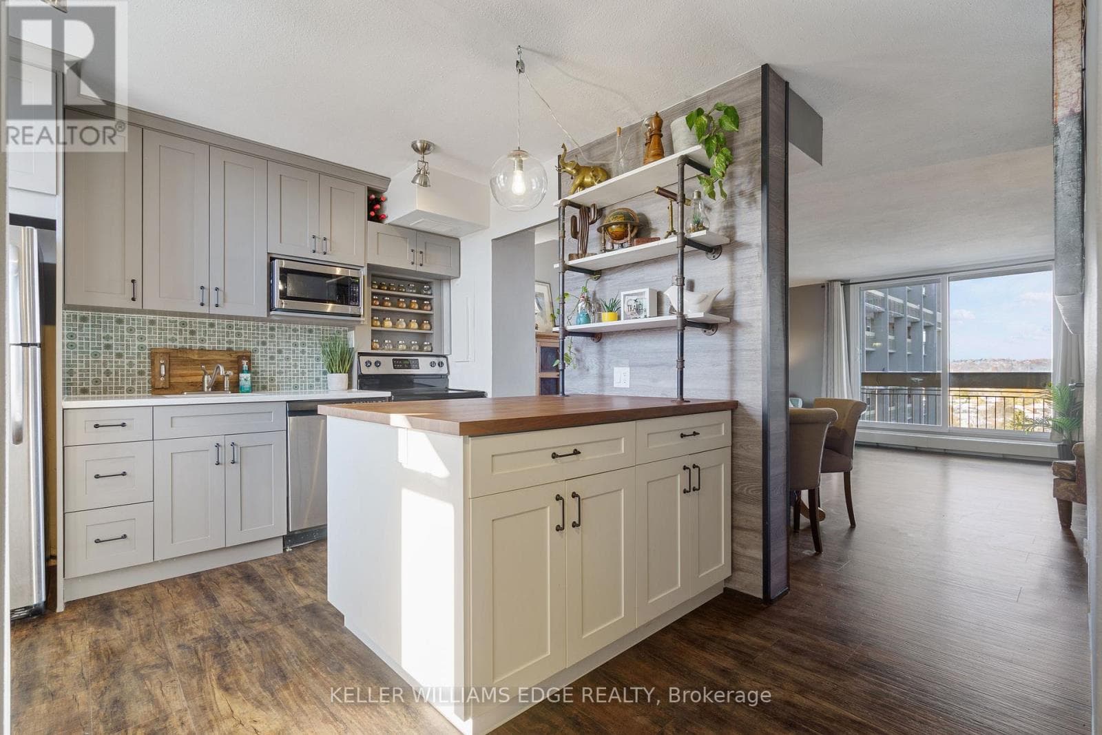 731 - 350 QUIGLEY ROAD — Hamilton (Vincent), Ontario - Main photo