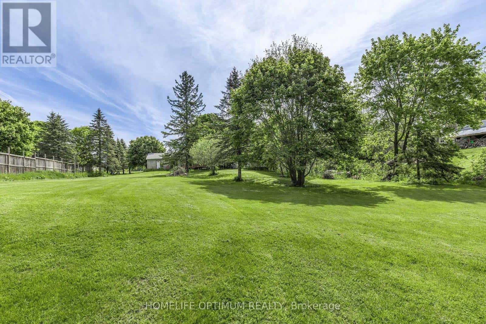 209 BARRIE STREET — Essa (Thornton), Ontario - Photo 5 of 25