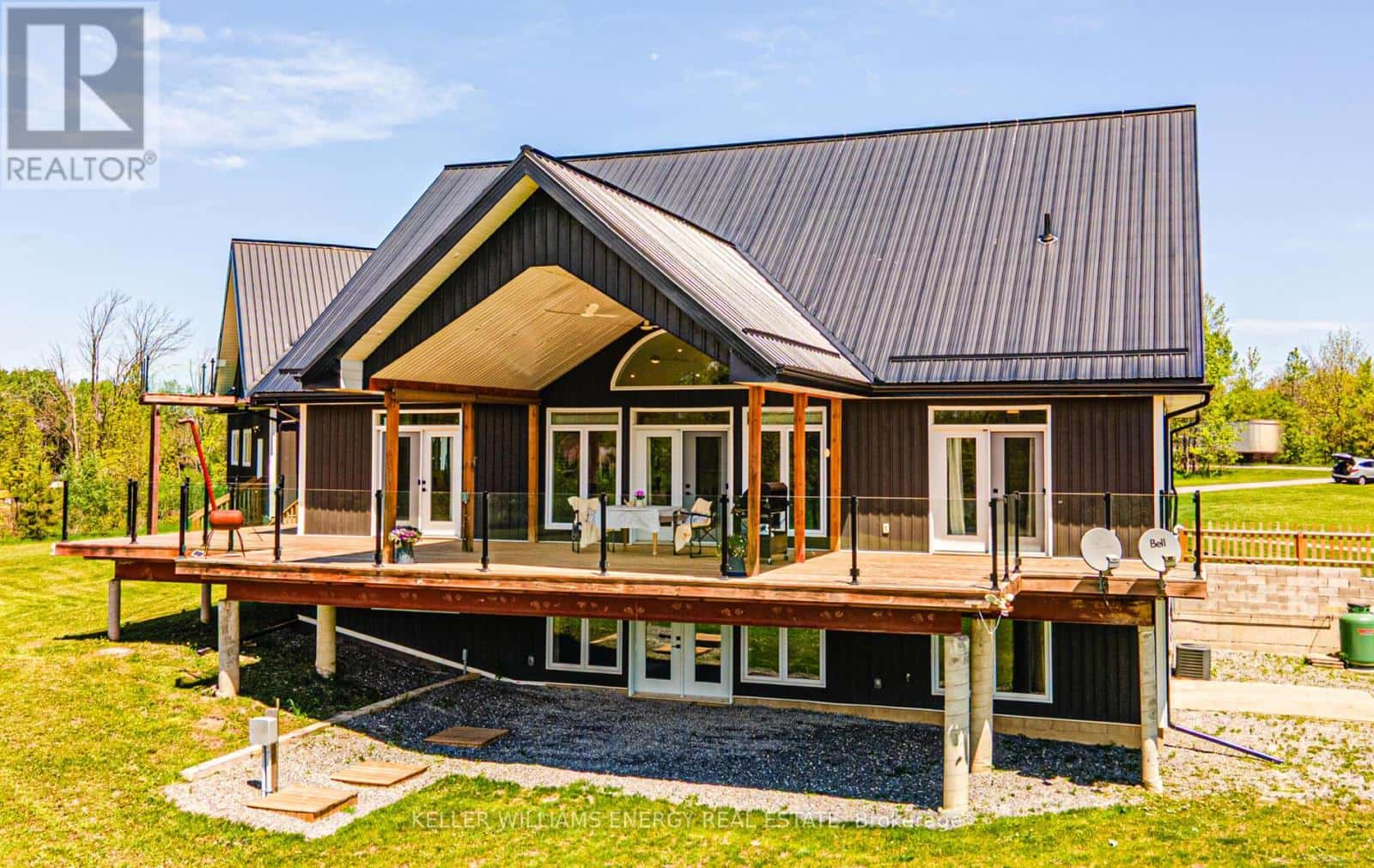 44 BALL POINT ROAD — Kawartha Lakes (Mariposa), Ontario - Photo 2 of 50