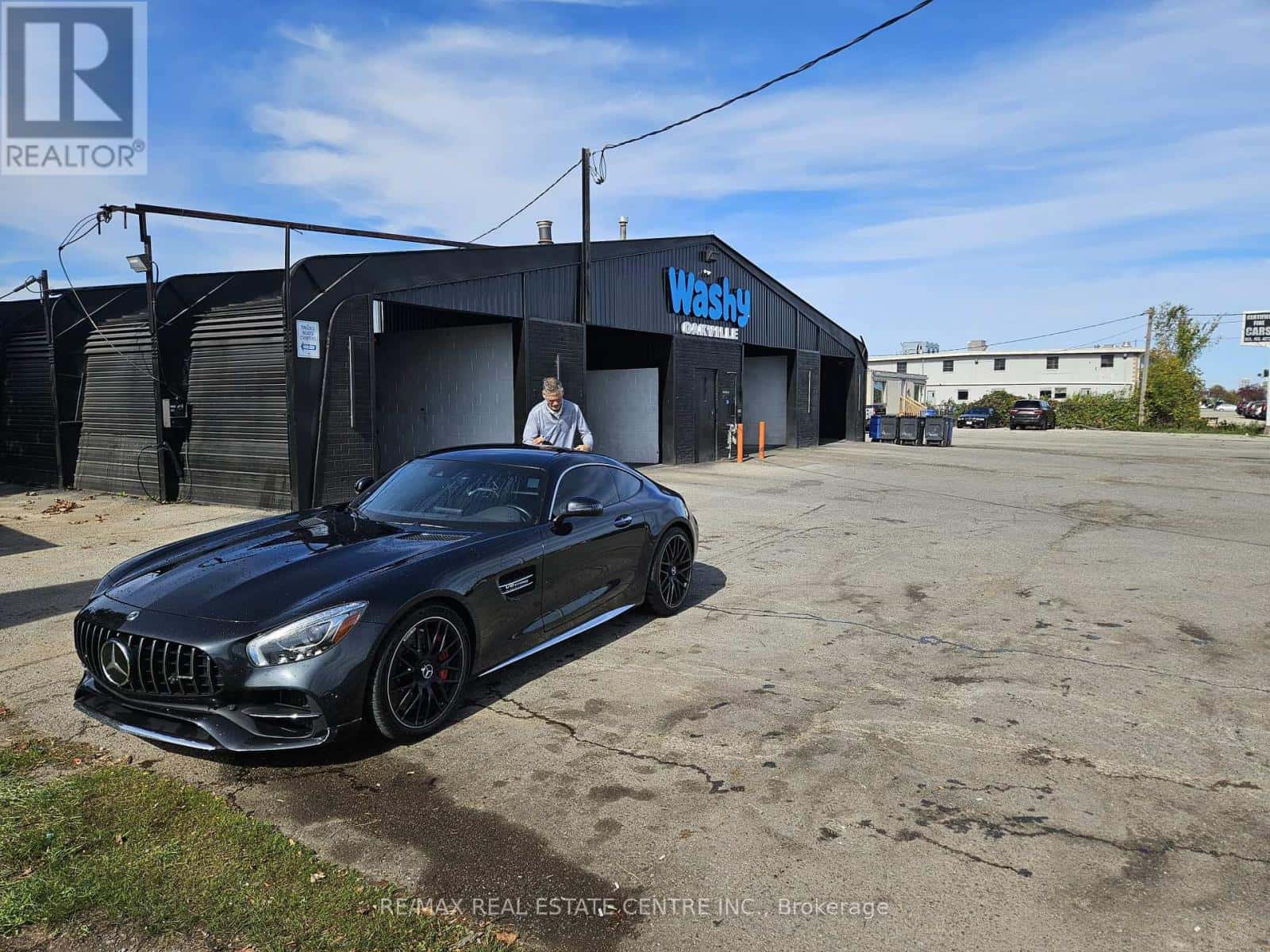 1507 SPEERS ROAD — Oakville (QE Queen Elizabeth), Ontario - Photo 5 of 20