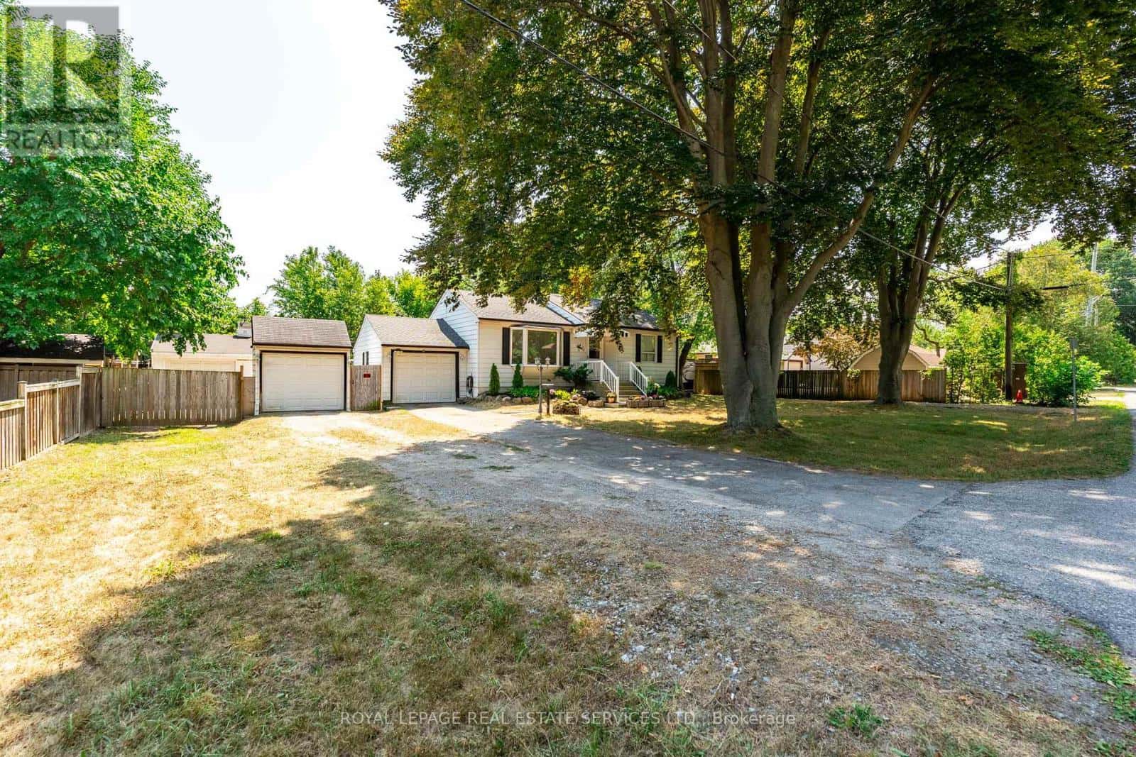 14 GERMORDA DRIVE — Oakville (CP College Park), Ontario - Photo 4 of 36