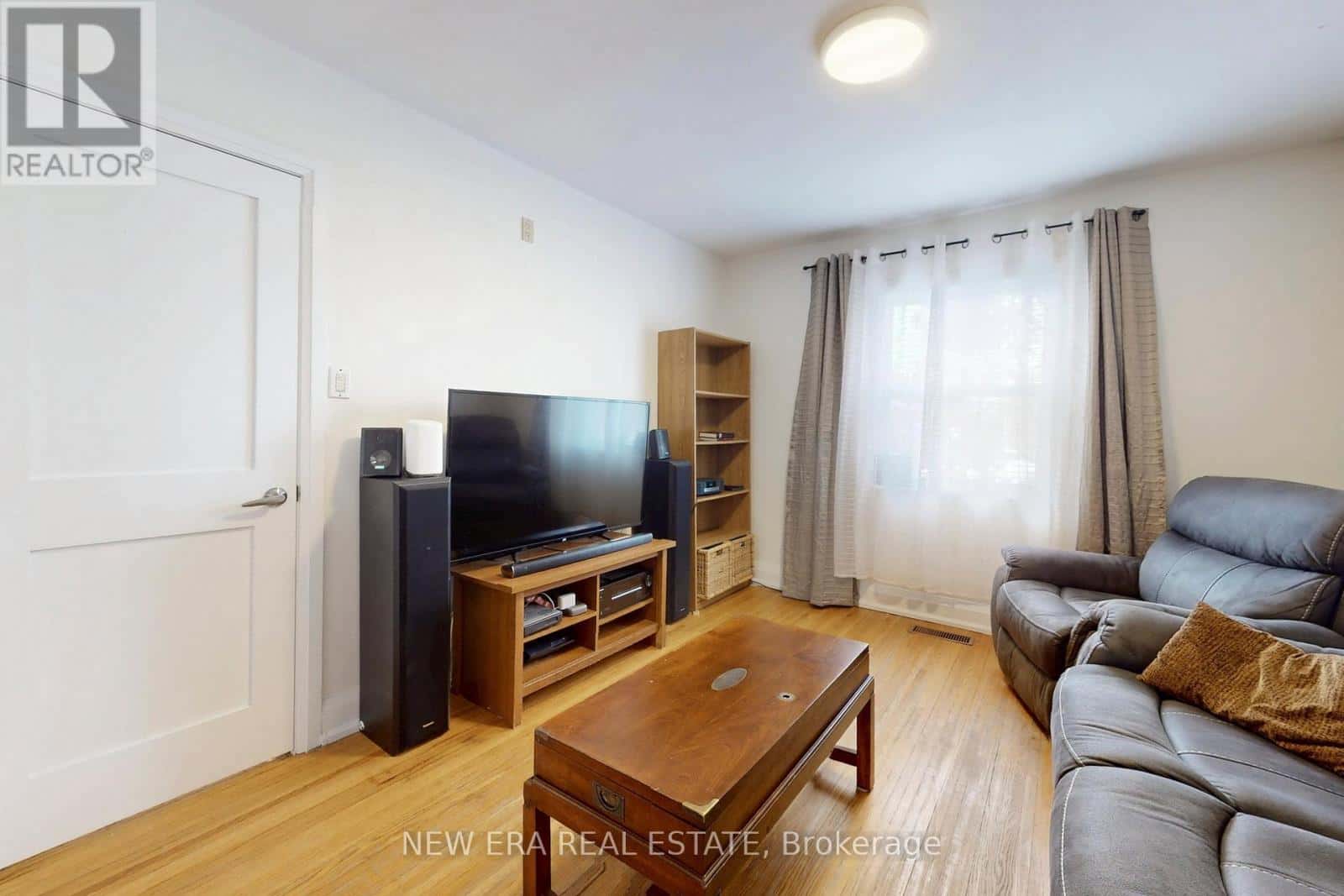 80 RENFIELD STREET — Toronto (Brookhaven-Amesbury), Ontario - Photo 4 of 50