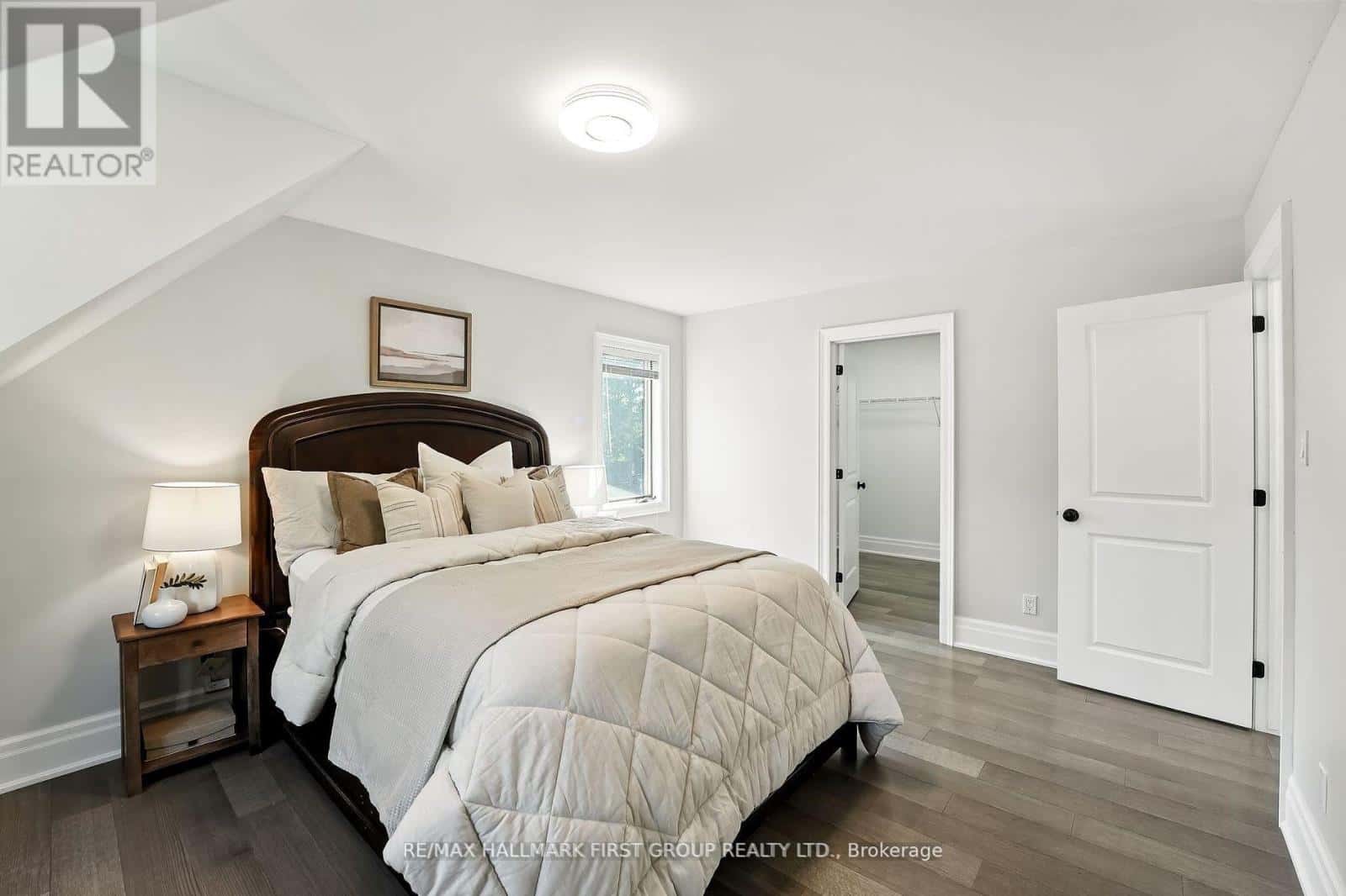 47 SHERWOOD ROAD E — Ajax (Central West), Ontario - Photo 4 of 39