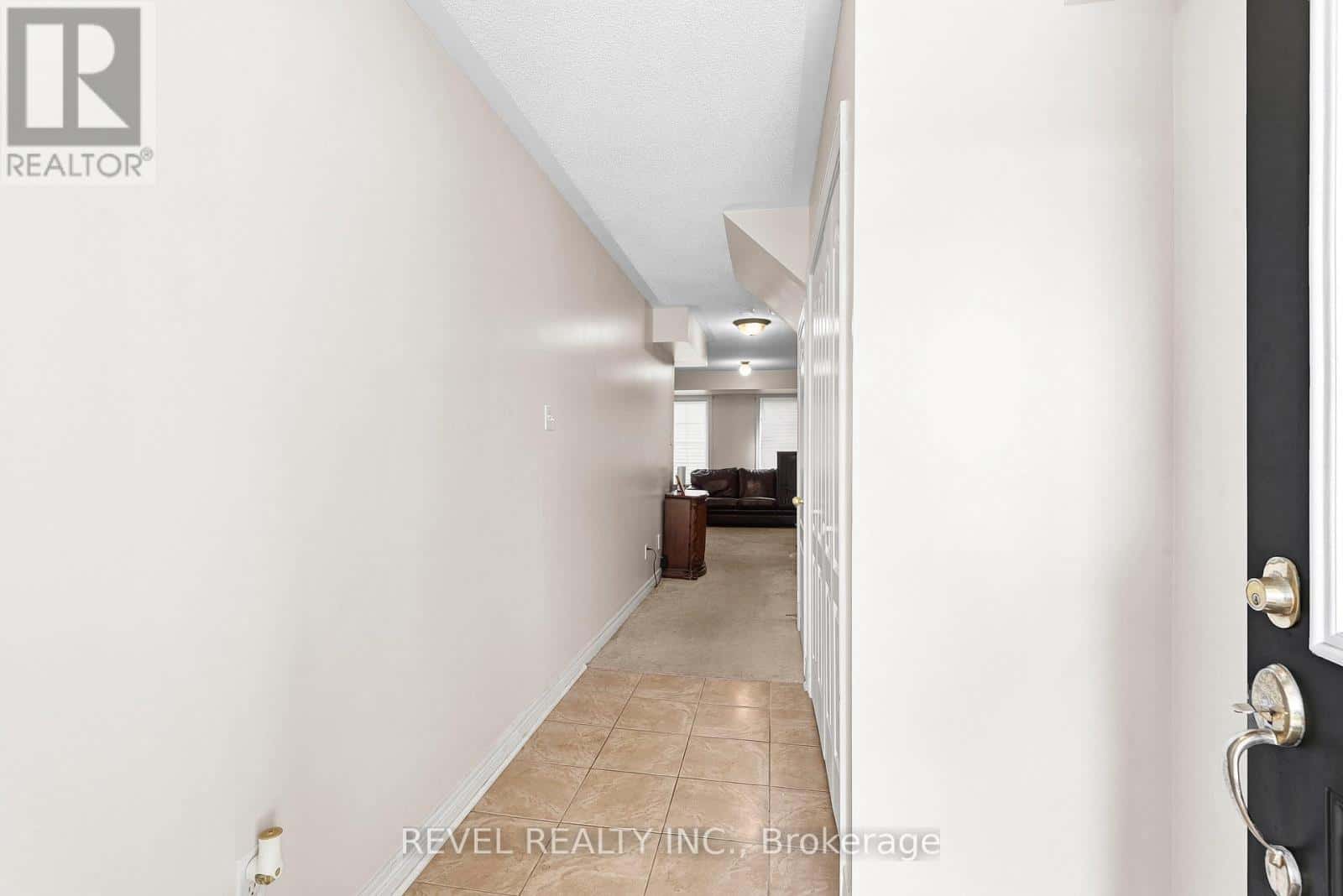 1516 SHEPWAY MEWS — Pickering (Duffin Heights), Ontario - Photo 5 of 25