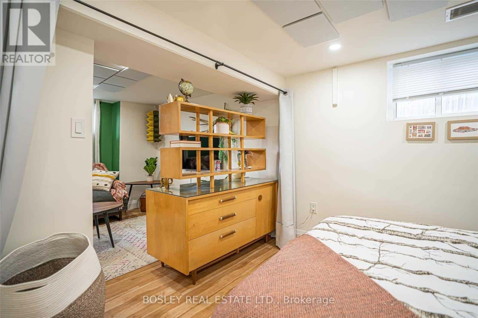 LOWER - 7 COLFAX STREET — Toronto (Beechborough-Greenbrook), Ontario - Photo 4 of 22