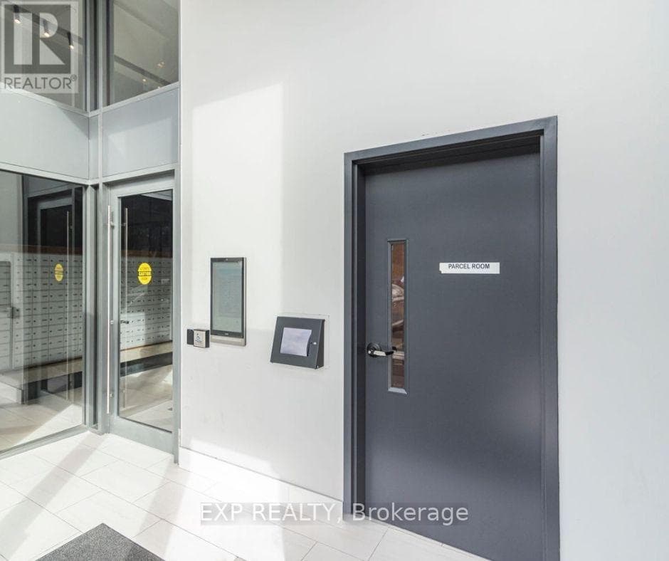 420 - 2782 BARTON ST E STREET — Hamilton (Riverdale), Ontario - Main photo