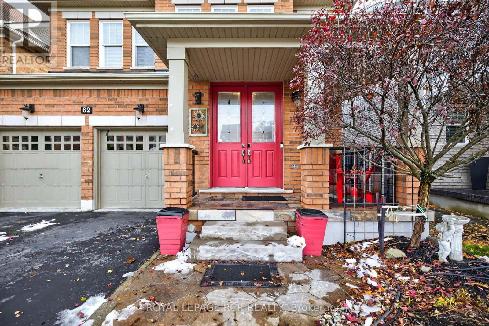 62 PAISLEY GREEN AVENUE — Caledon (Caledon East), Ontario - Photo 2 of 39