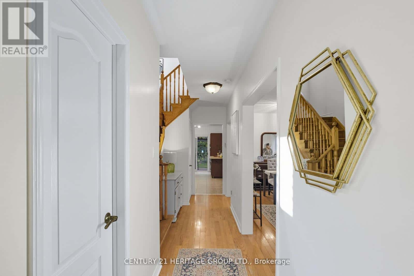 398 CARRUTHERS AVENUE — Newmarket (Summerhill Estates), Ontario - Photo 4 of 39