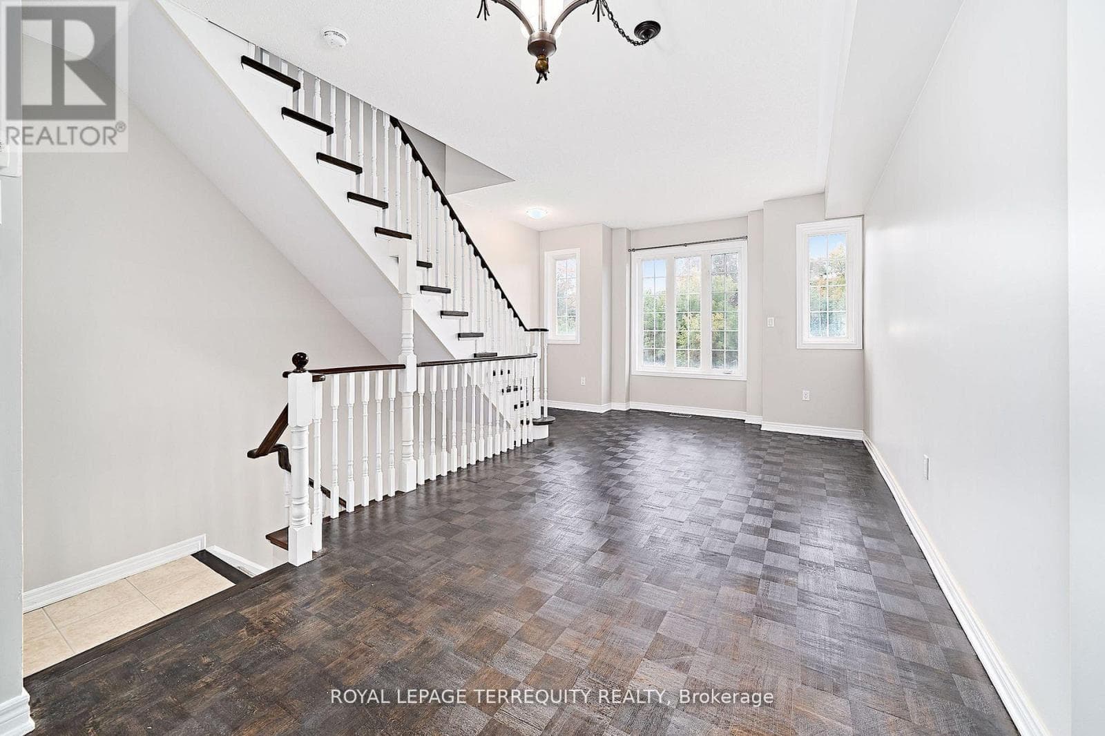 5 - 301 STROUDS LANE — Pickering (Highbush), Ontario - Main photo