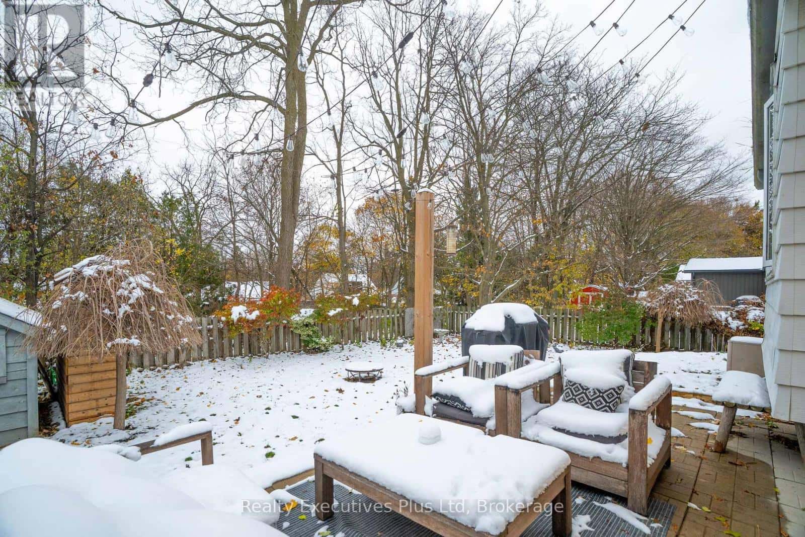 20 SUMMIT CRESCENT — Guelph (Exhibition Park), Ontario - Photo 3 of 43