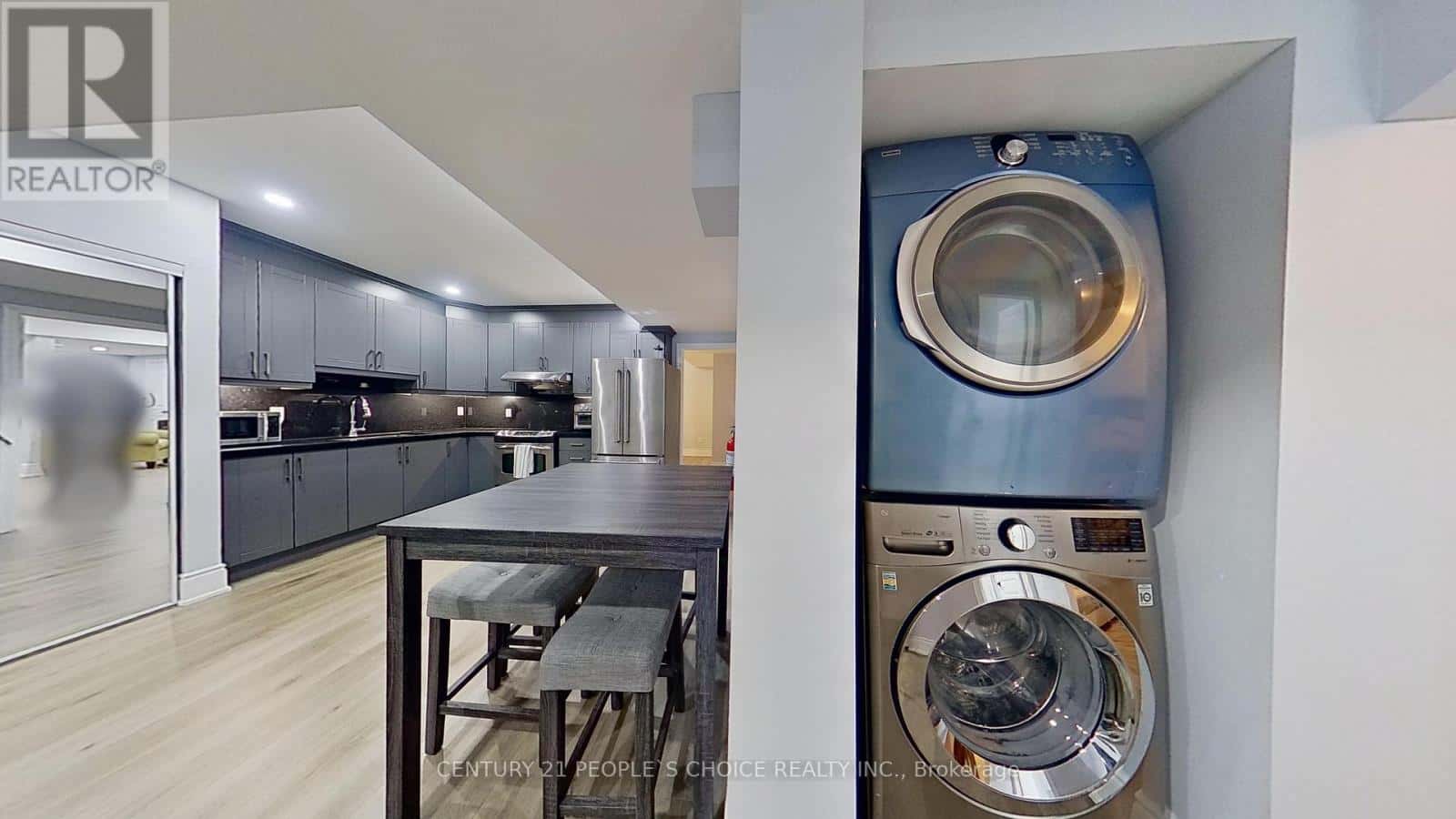 BSMT. APART. - 2195 DEWSBURY DR DRIVE — Oakville (BC Bronte Creek), Ontario - Photo 4 of 9