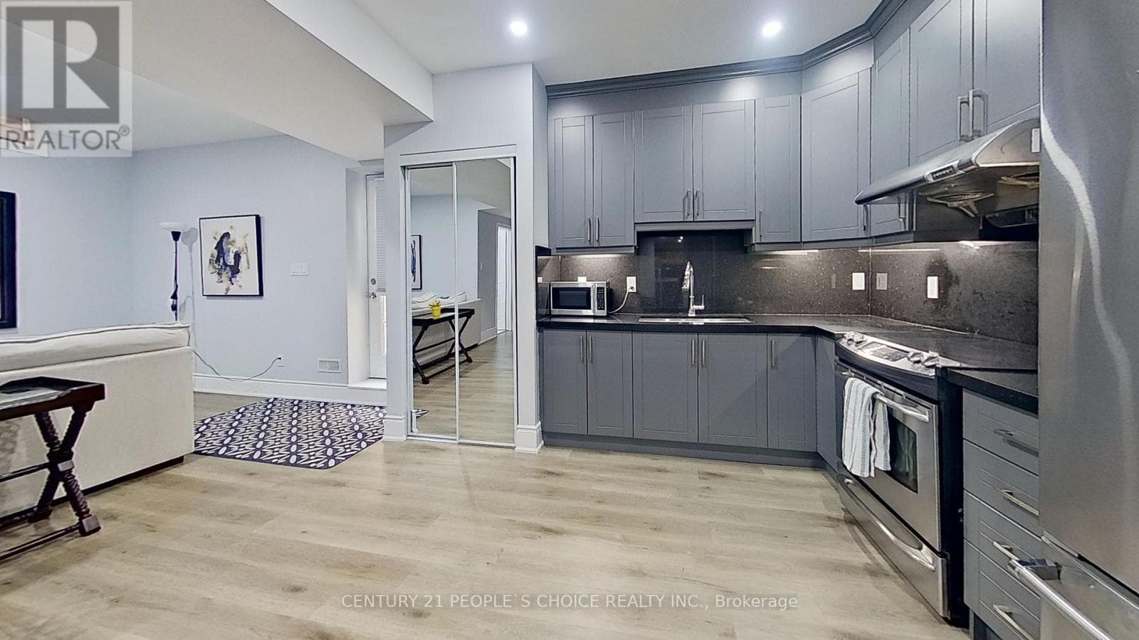 BSMT. APART. - 2195 DEWSBURY DR DRIVE — Oakville (BC Bronte Creek), Ontario - Main photo