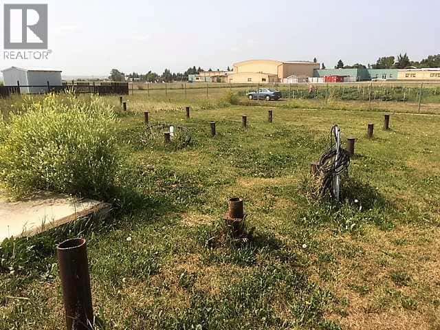 3 Cherry Lane SE — Three Hills, Alberta - Photo 2 of 5