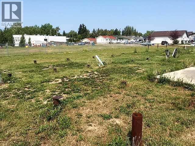 3 Cherry Lane SE — Three Hills, Alberta - Photo 5 of 5