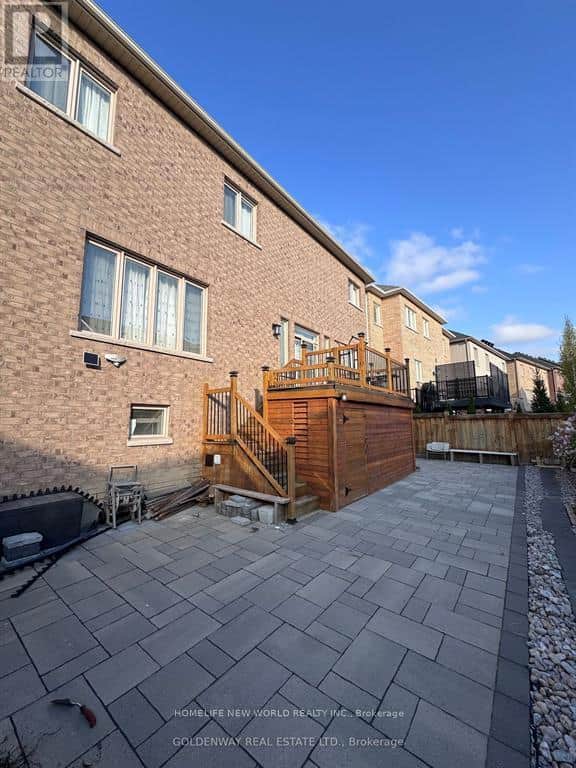 BSMT - 922 ERNEST COUSINS CIRCLE - Photo 5 of 11, Newmarket (Stonehaven-Wyndham), Ontario