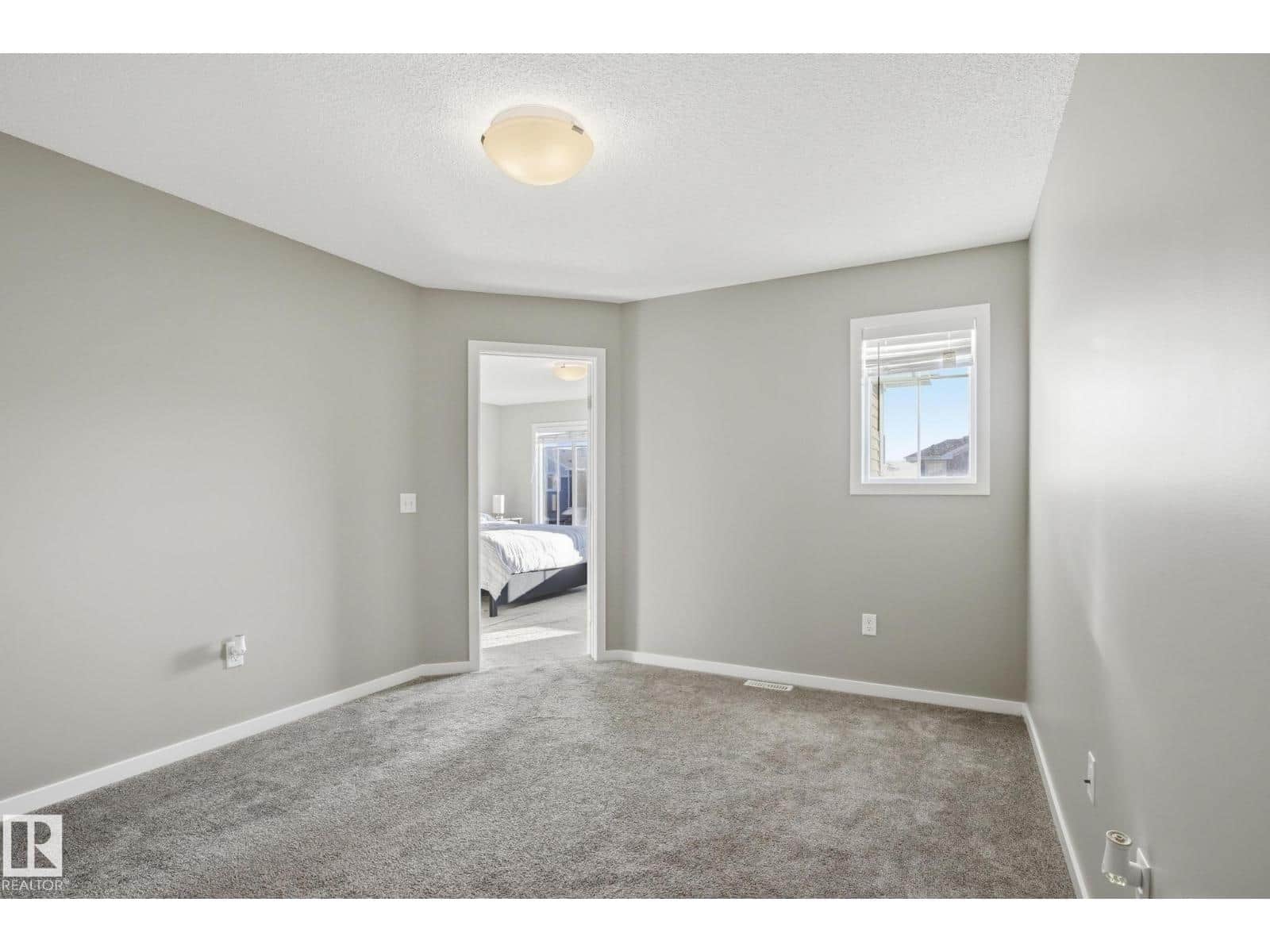 893 EBBERS CR NW NW - Photo 3 of 29, Edmonton, Alberta