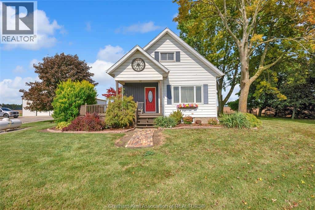 7703 Base Line ROAD — Wallaceburg, Ontario - Photo 2 of 50