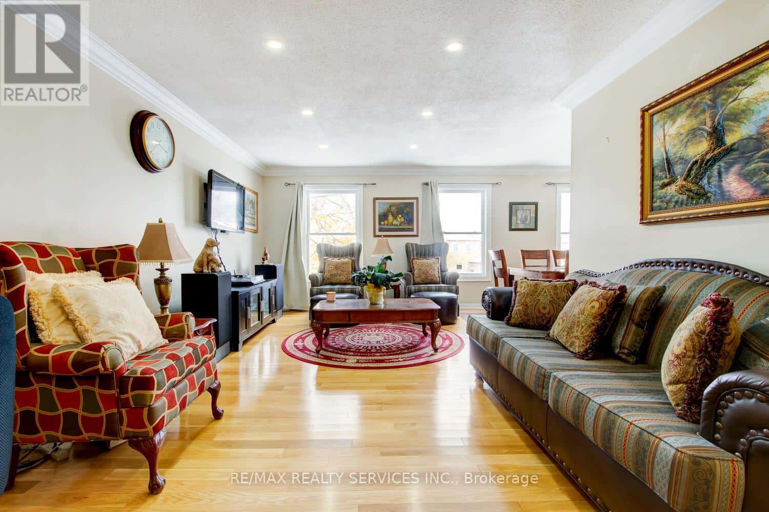 19 NUTMEG STREET — Brampton (Westgate), Ontario - Photo 3 of 50