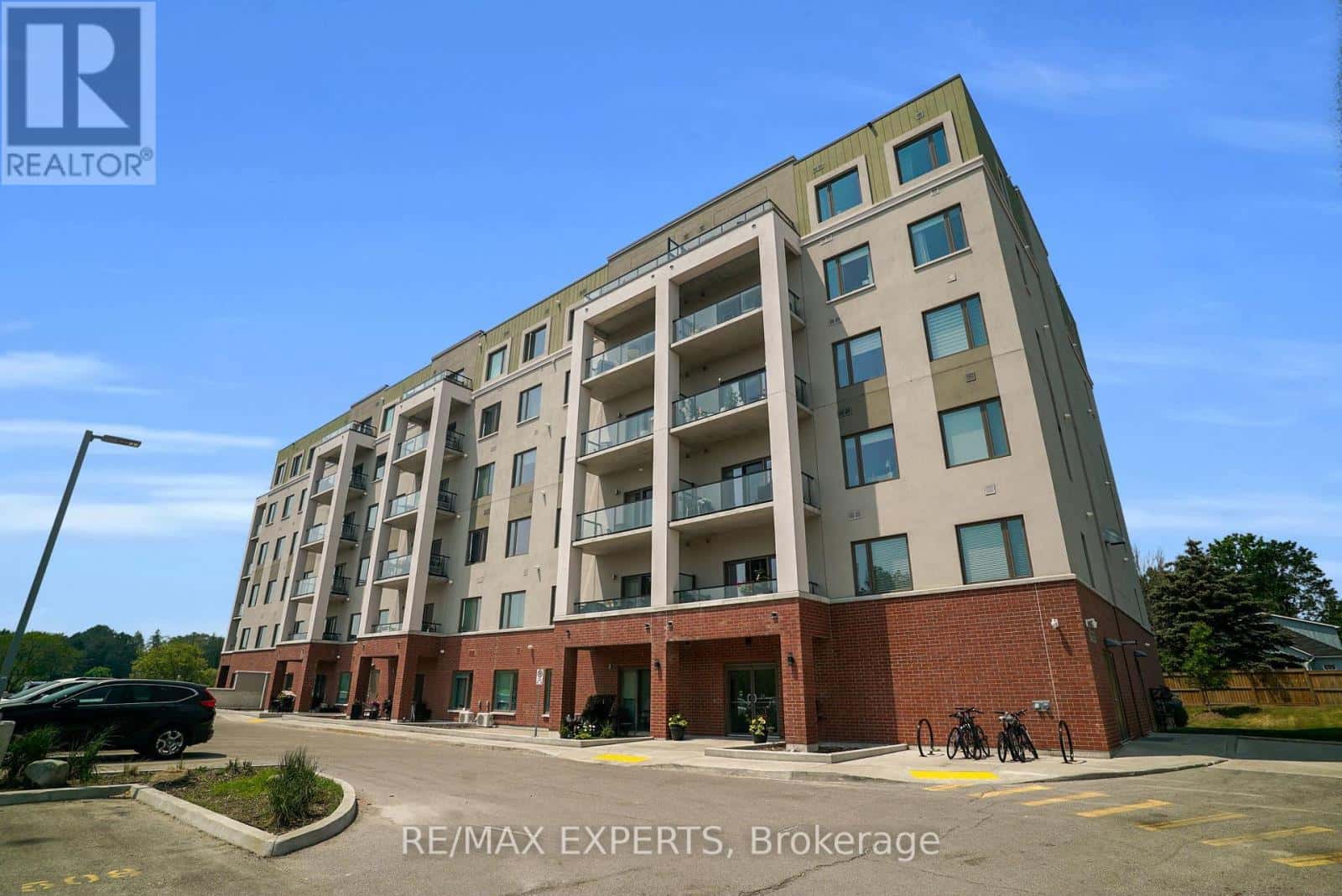 205 - 64 QUEEN STREET S — New Tecumseth (Tottenham), Ontario - Photo 3 of 48