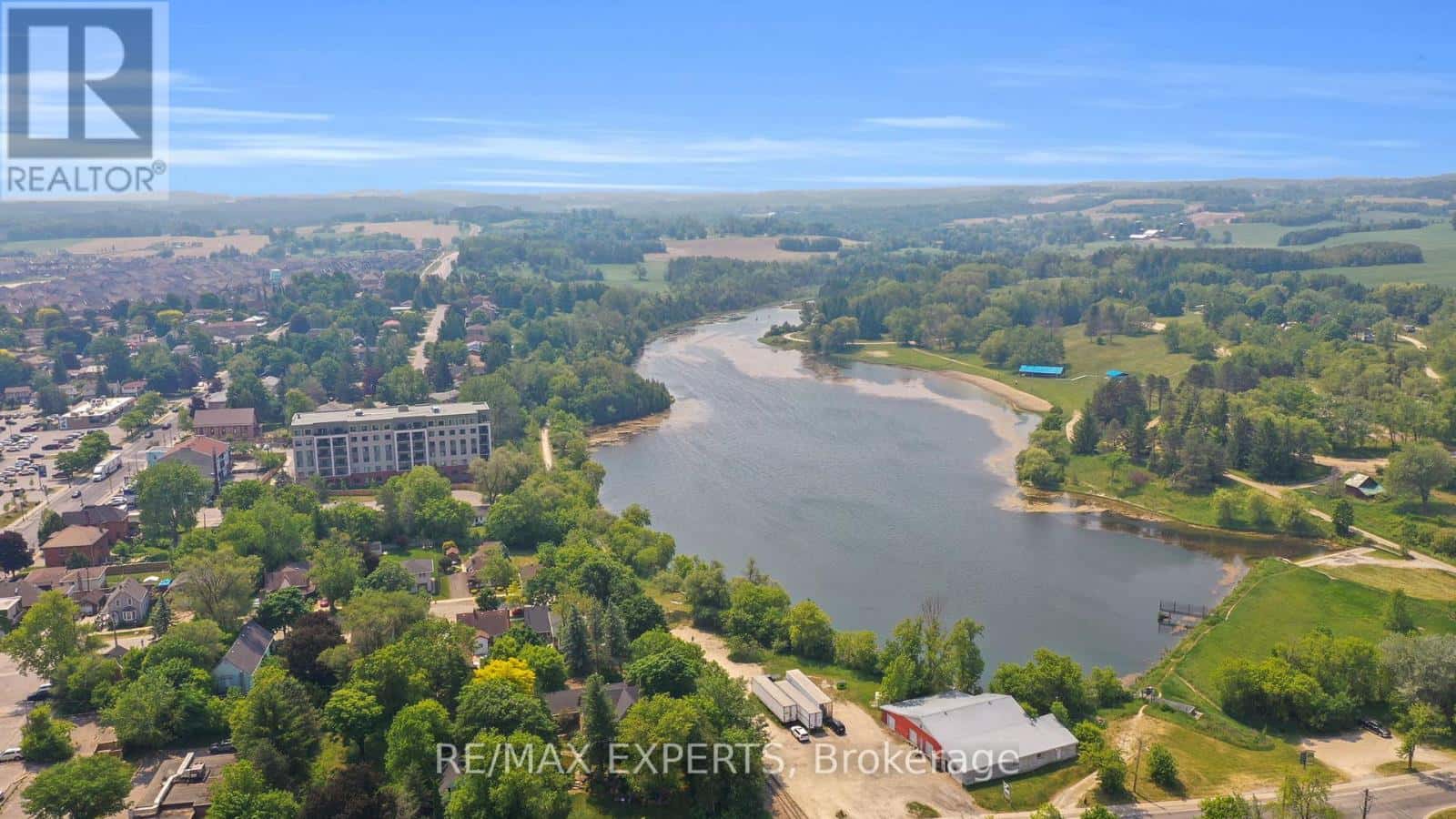 205 - 64 QUEEN STREET S — New Tecumseth (Tottenham), Ontario - Photo 5 of 48